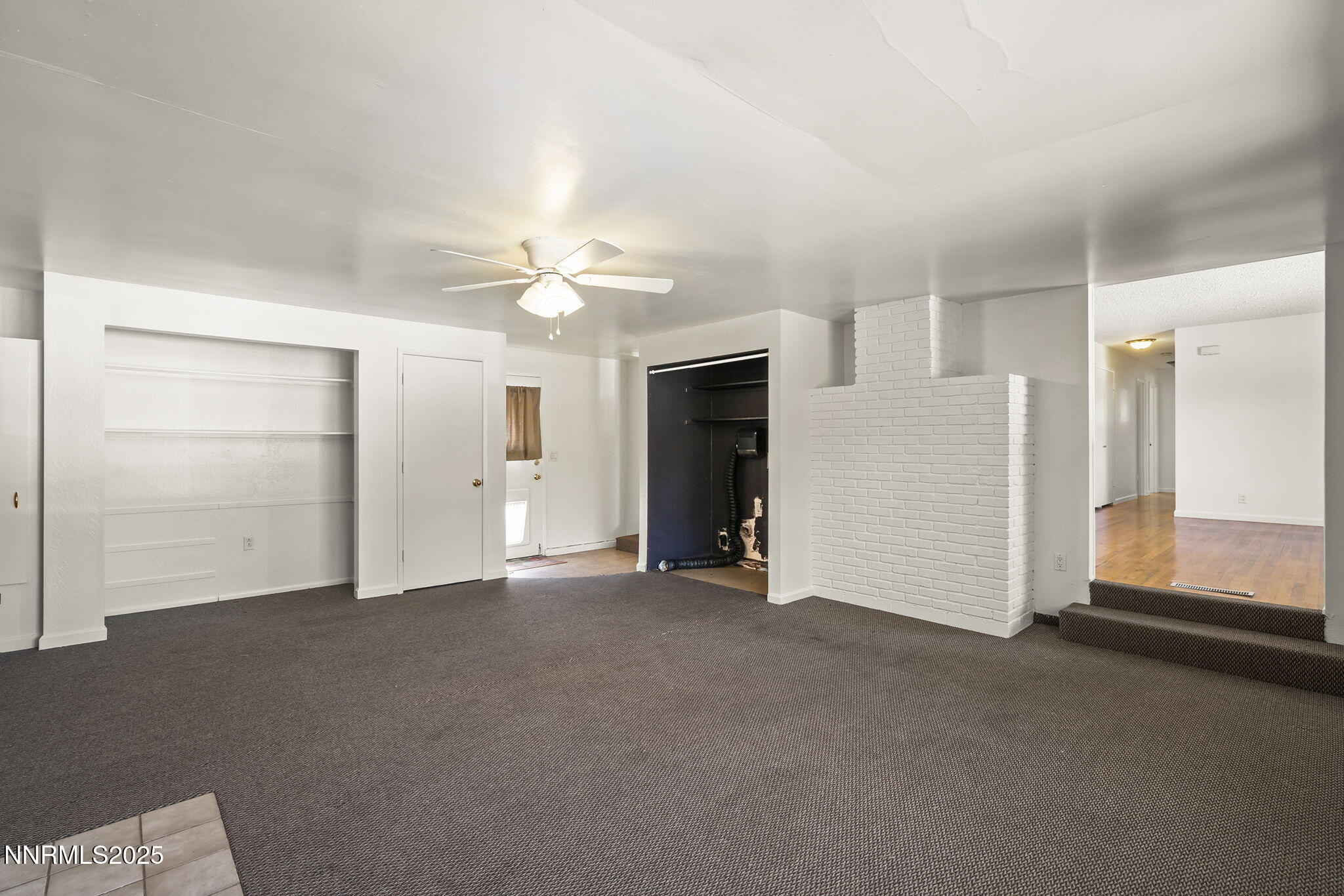 1011 W King Street