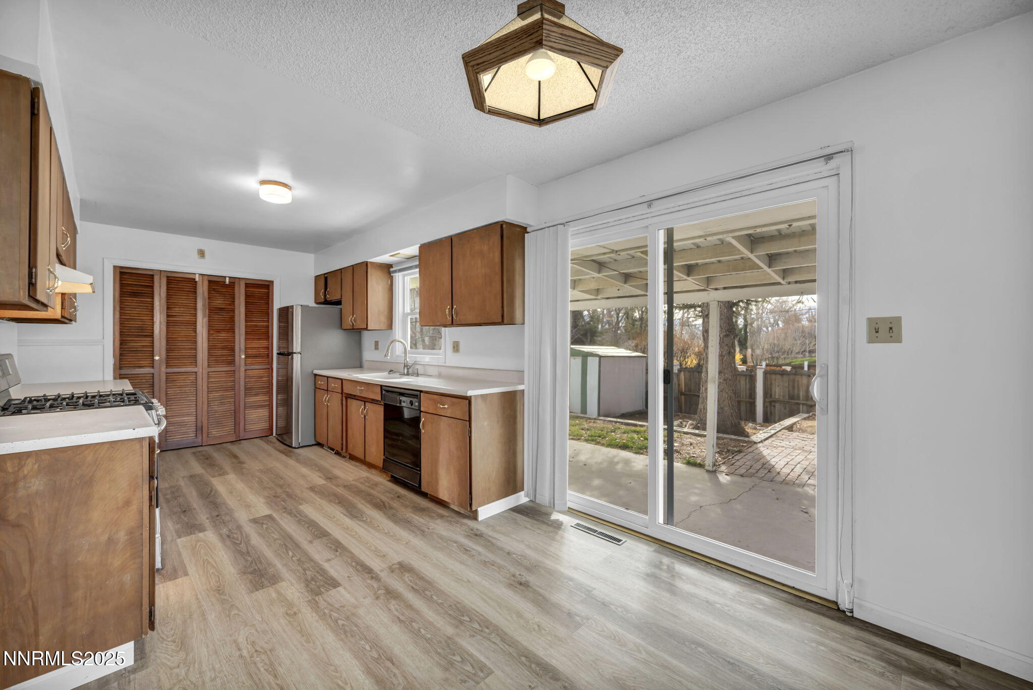 513 W Fourth Street