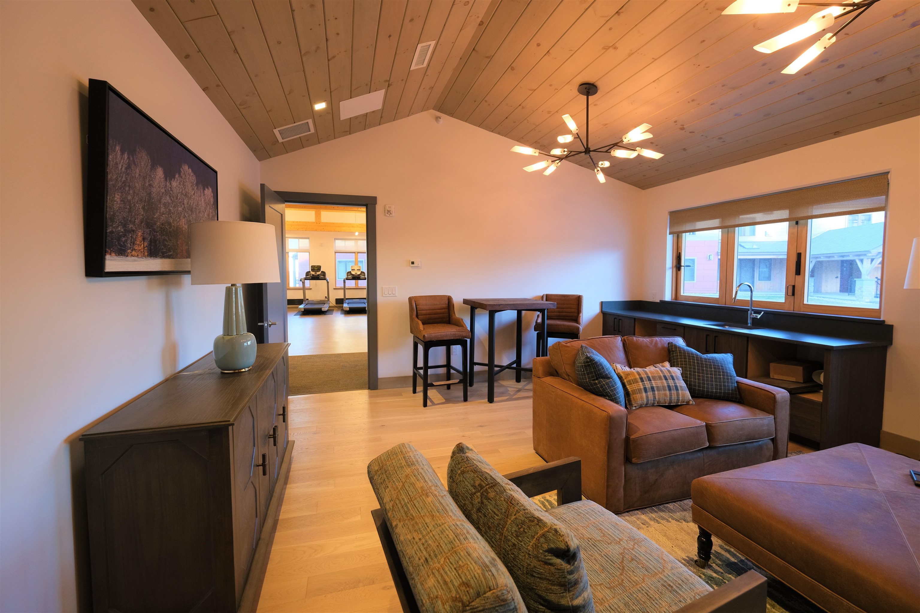 140 Lodge Road Unit: 12