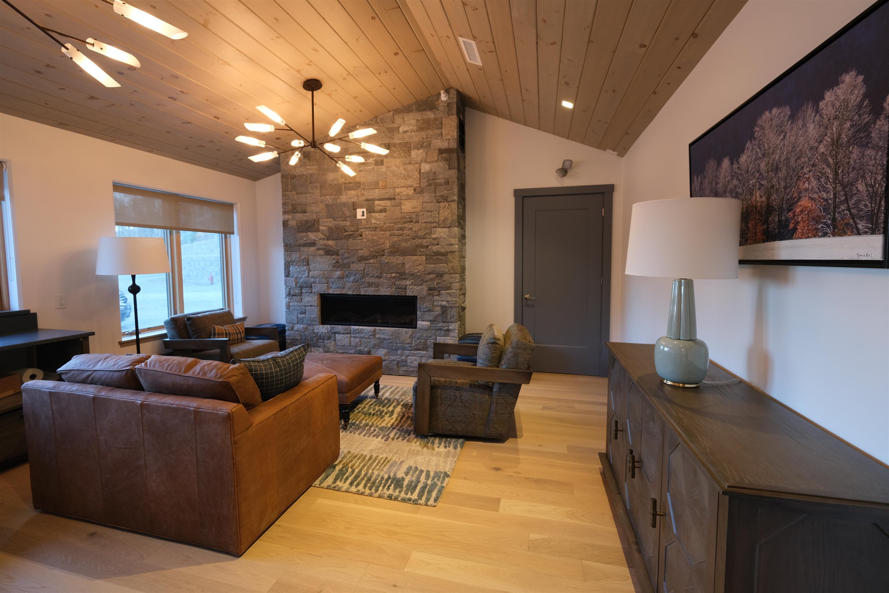 140 Lodge Road Unit: 12