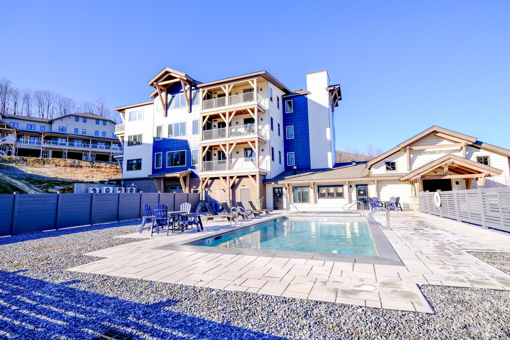 140 Lodge Road Unit: 12