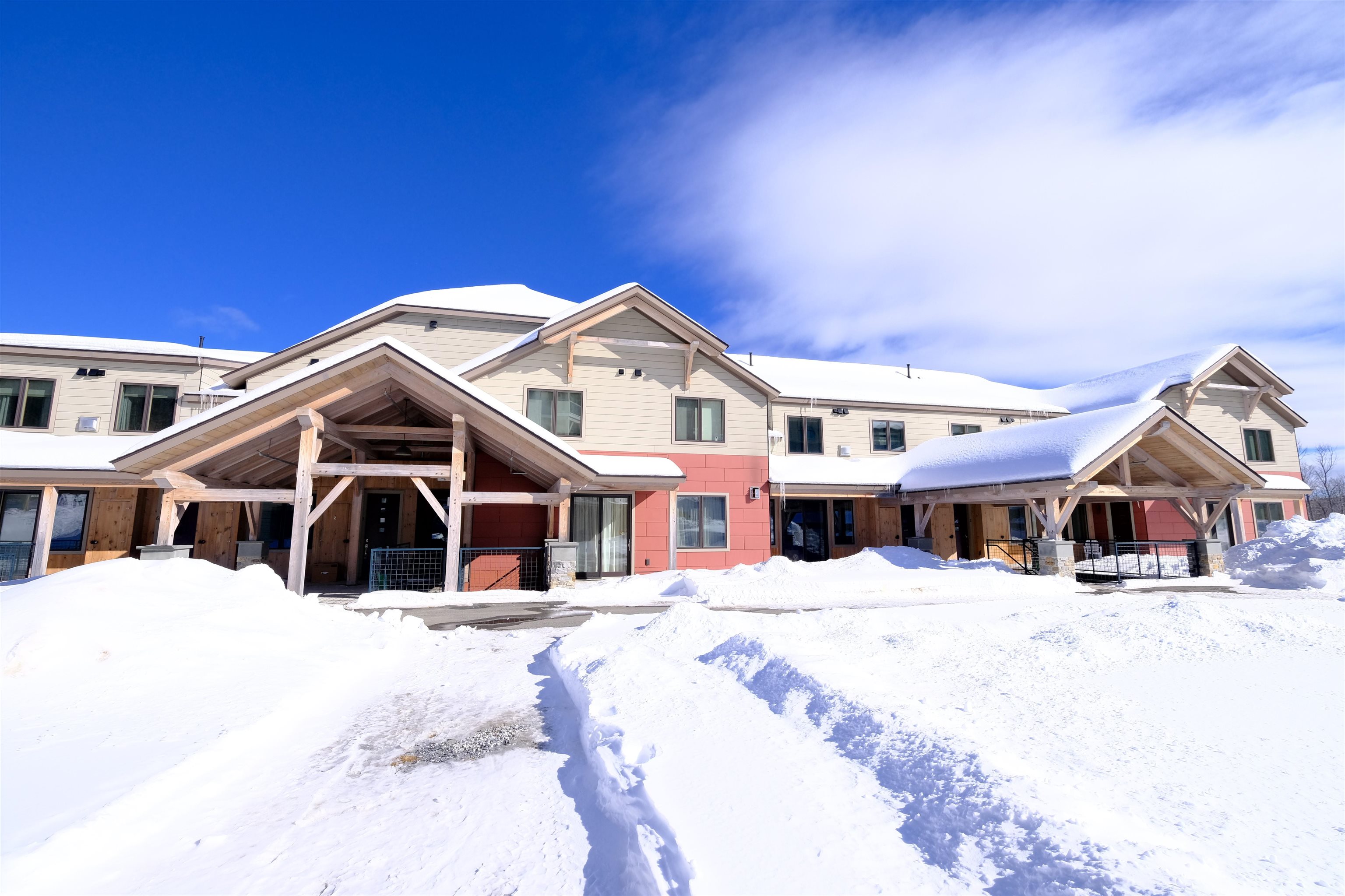 140 Lodge Road Unit: 12