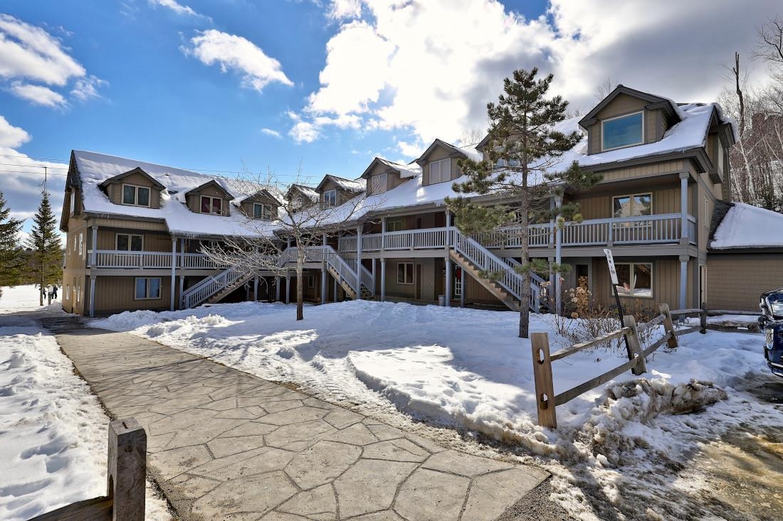 82 Daybreak Drive Unit: J-203