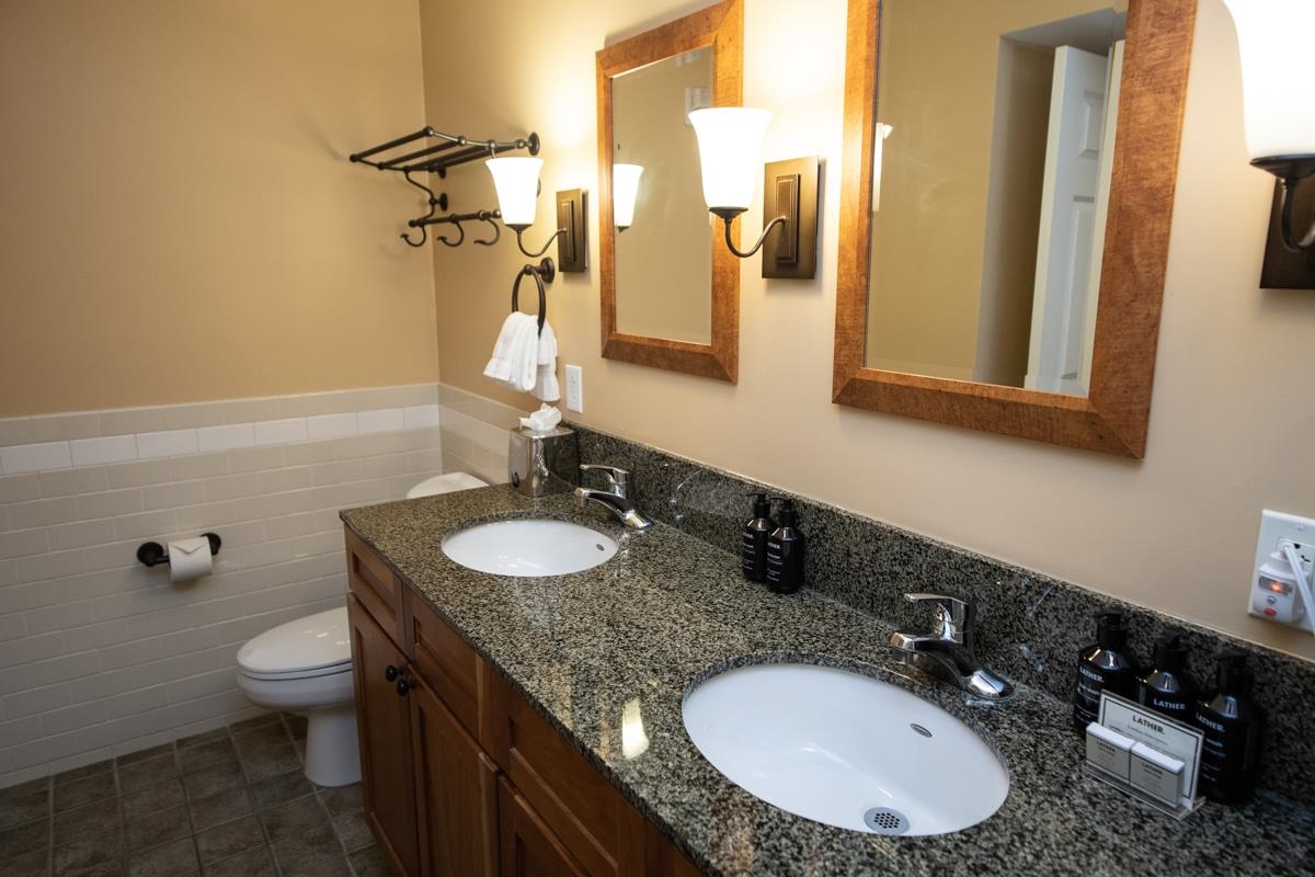 502/504 Qtr. I I I Adams House