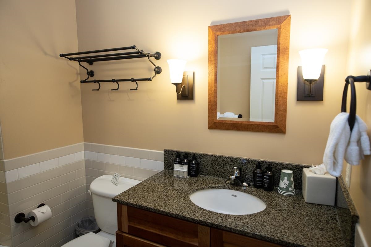 502/504 Qtr. I I I Adams House