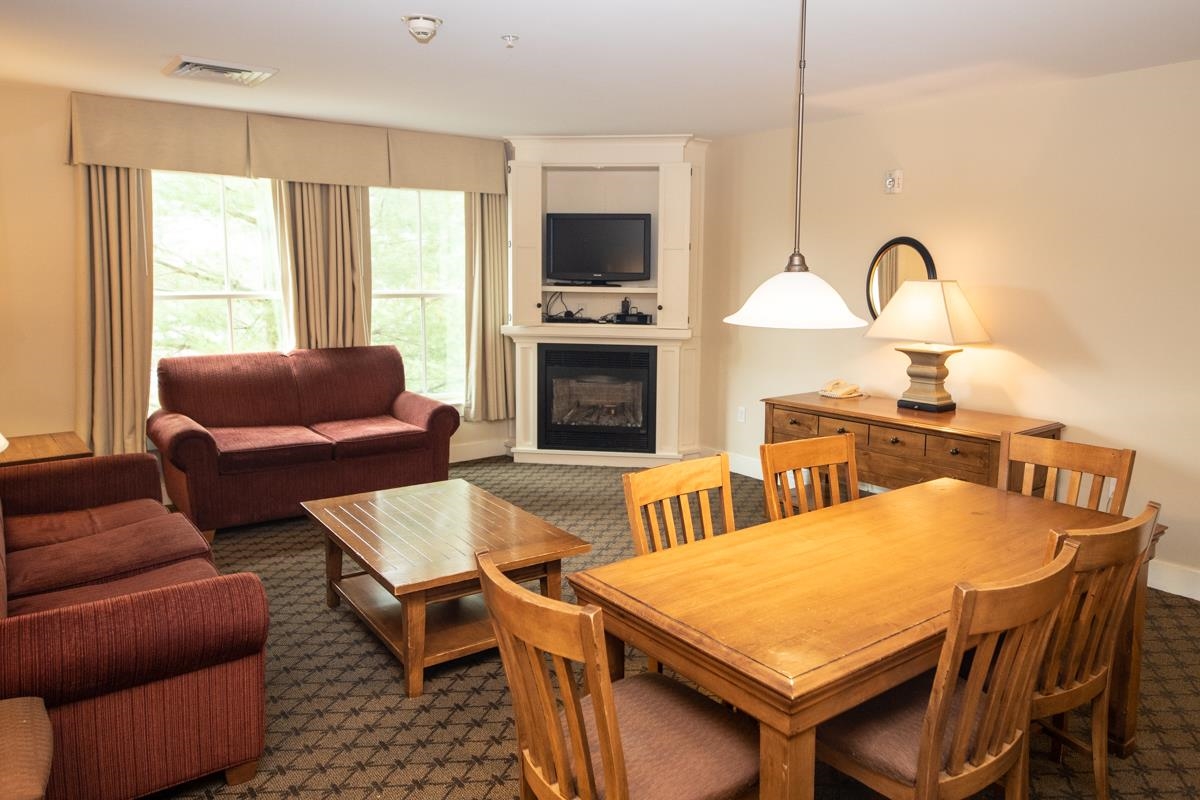 502/504 Qtr. I I I Adams House