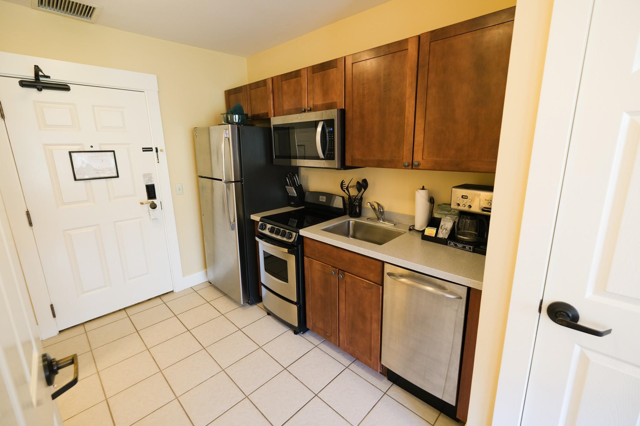 329 QI Jackson Gore Inn Unit: 329 QI