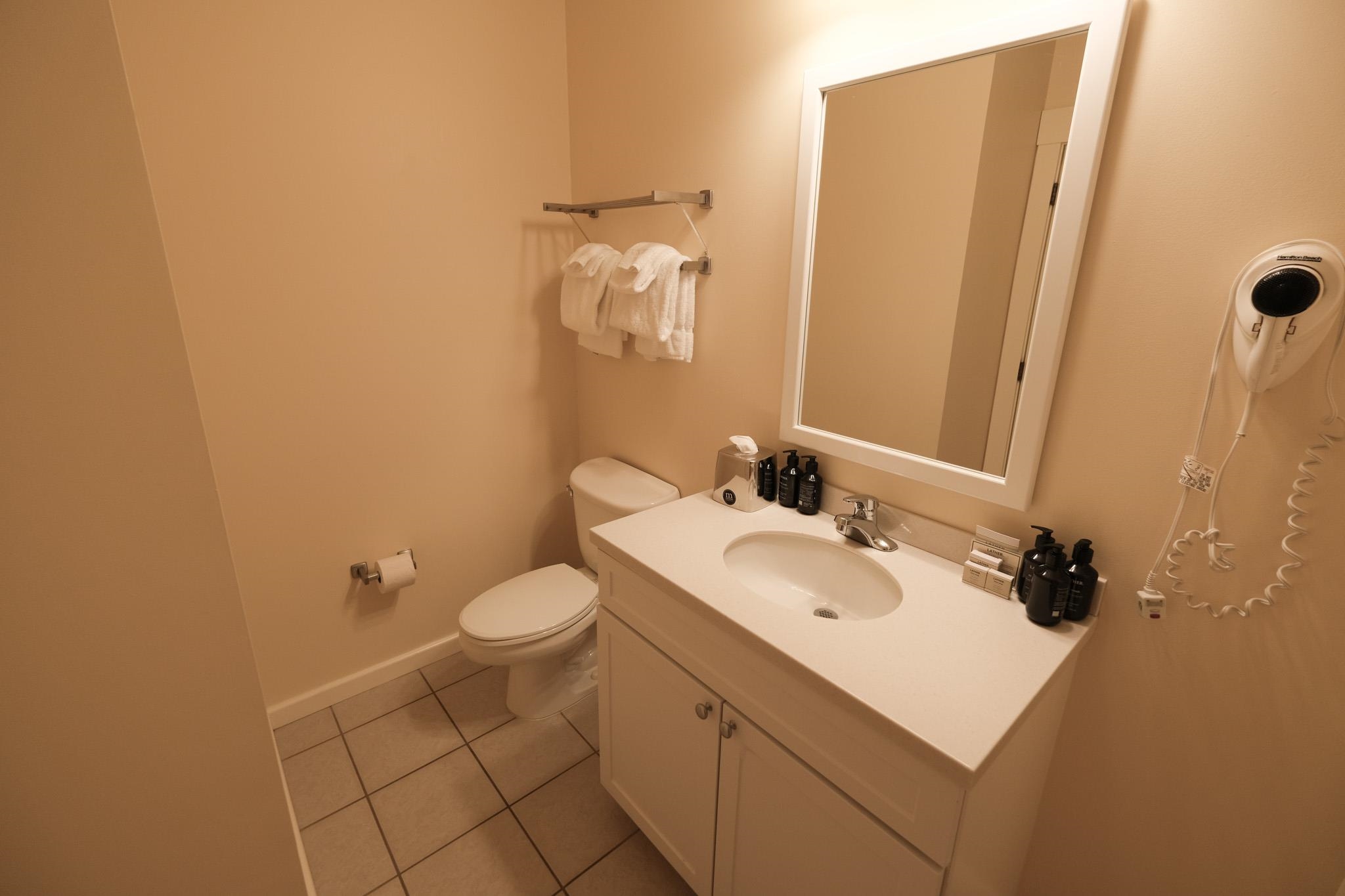 329 QI Jackson Gore Inn Unit: 329 QI