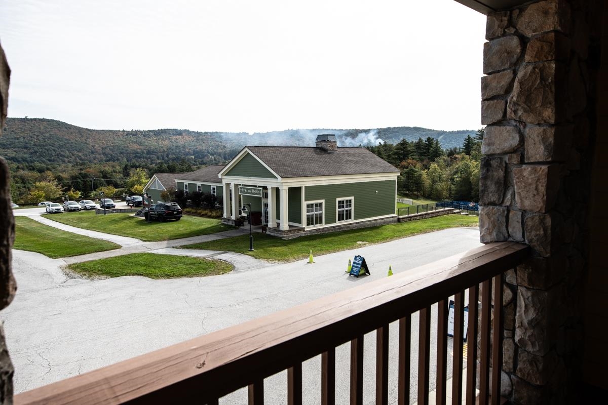 246/248 Qtr. I I I Jackson Gore Inn