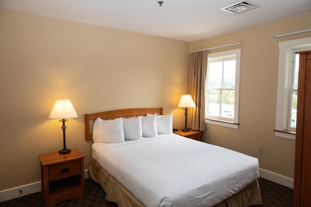 246/248 Qtr. I I I Jackson Gore Inn