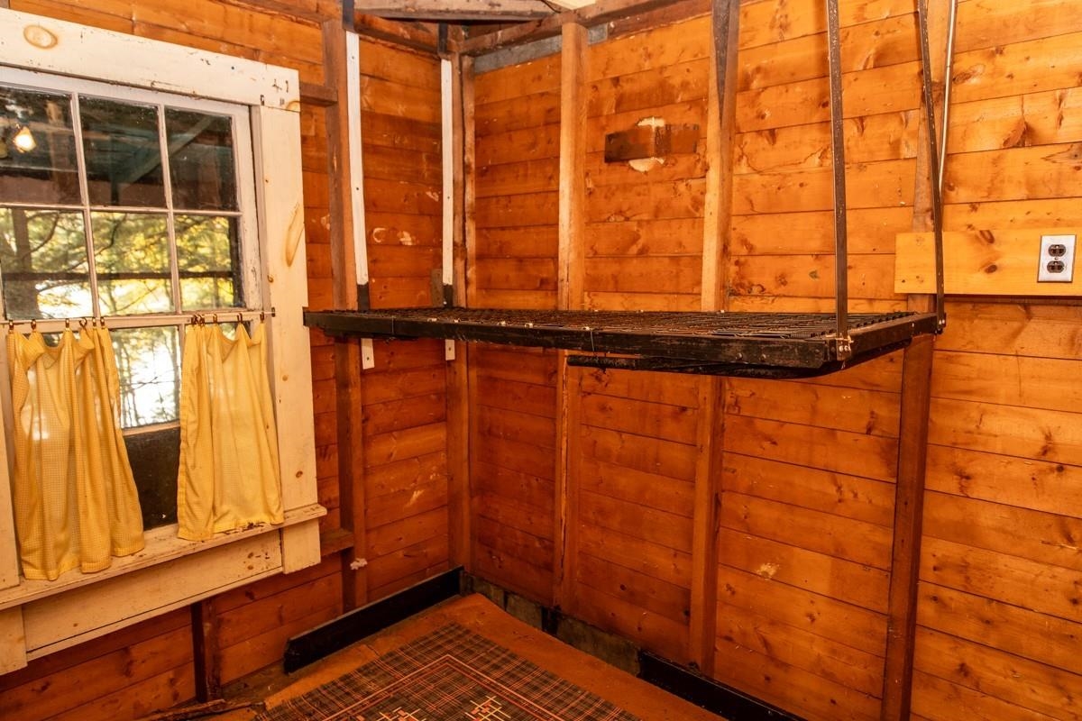 150 North Shore Drive