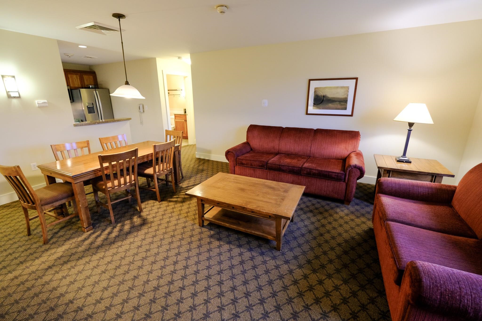 702/704 Jackson Gore Adams House Unit: 702/704 QIII