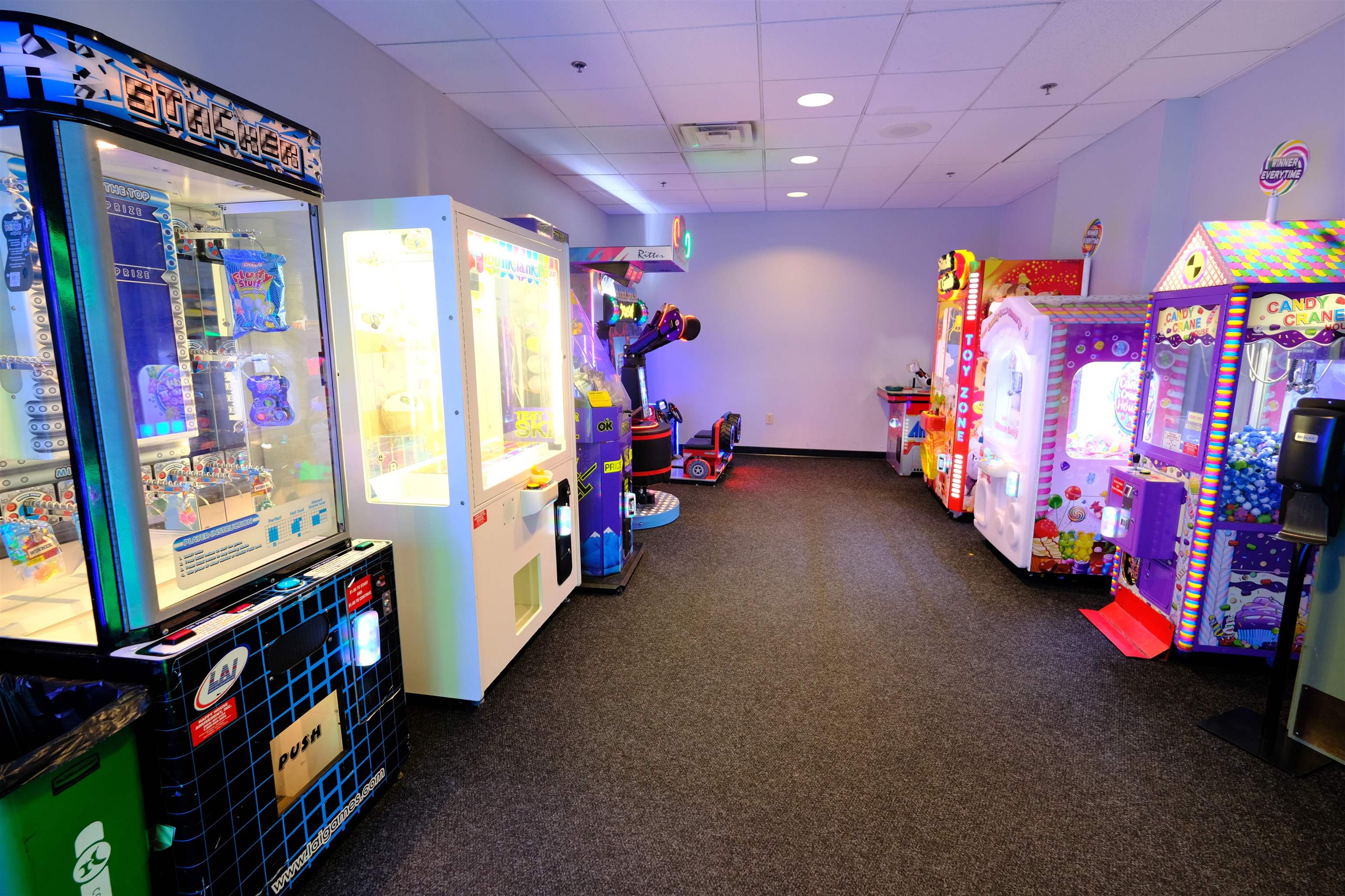 702/704 Jackson Gore Adams House Unit: 702/704 QIII