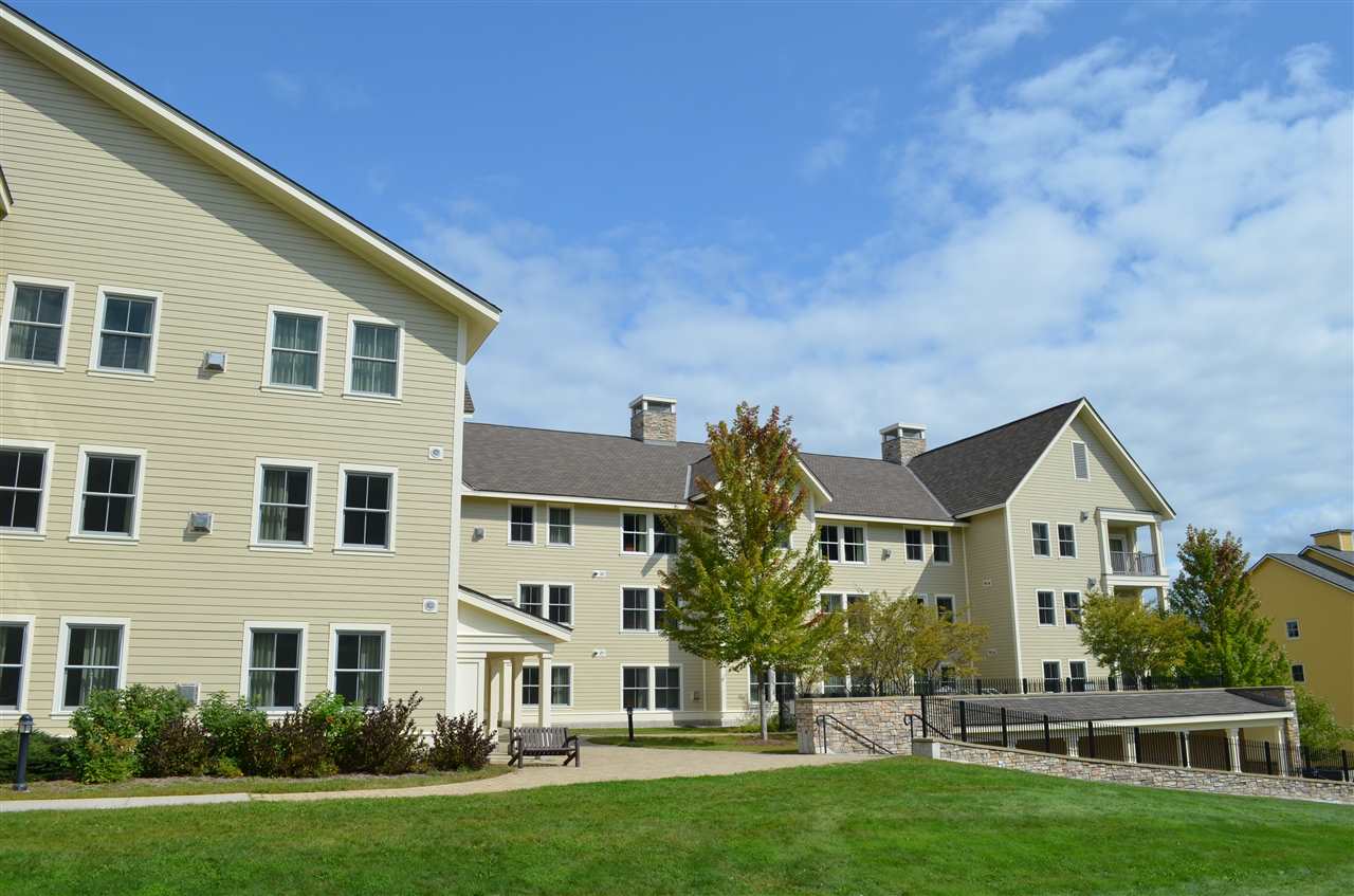 702/704 Jackson Gore Adams House Unit: 702/704 QIII