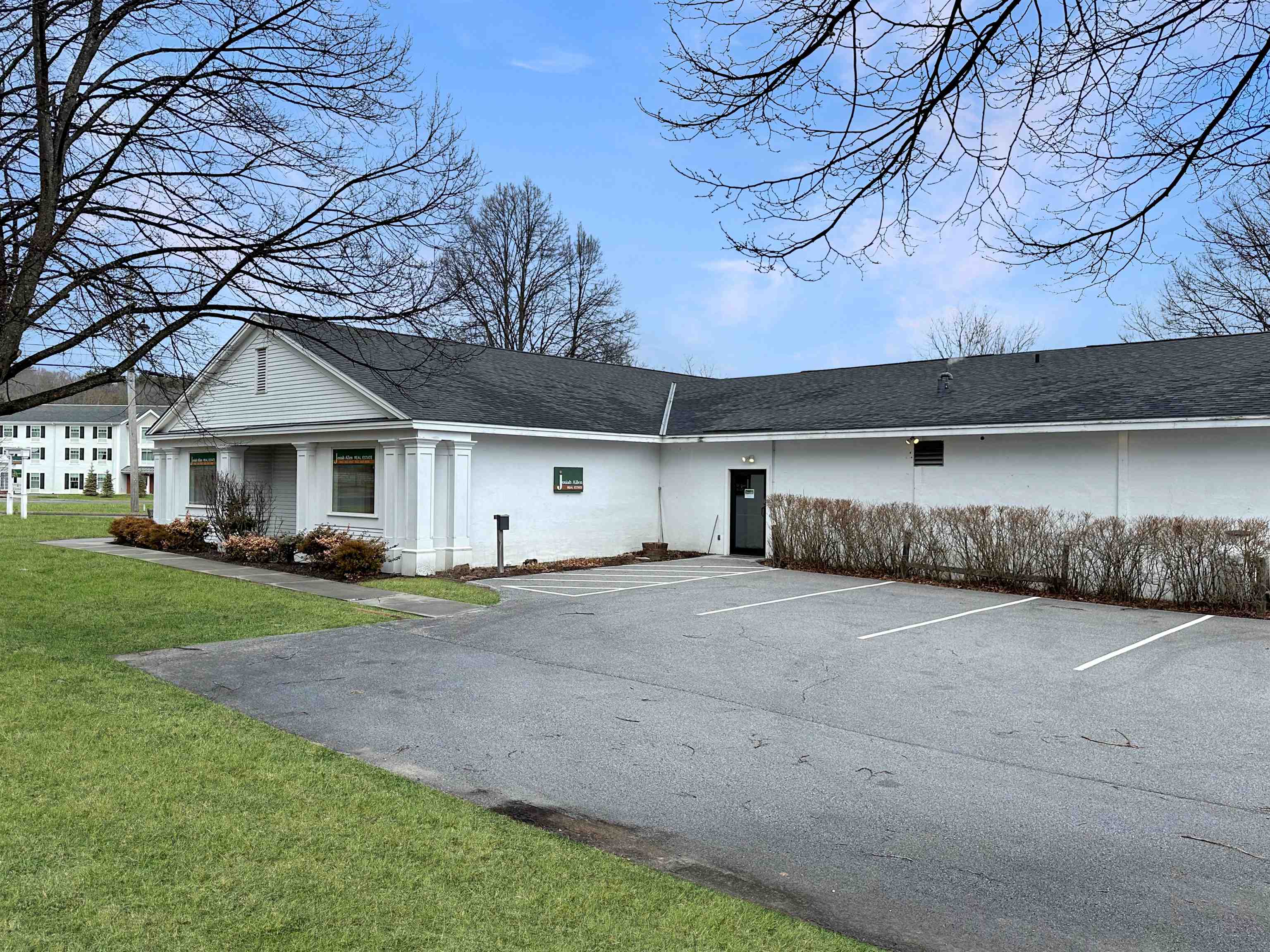 4532 Main Street