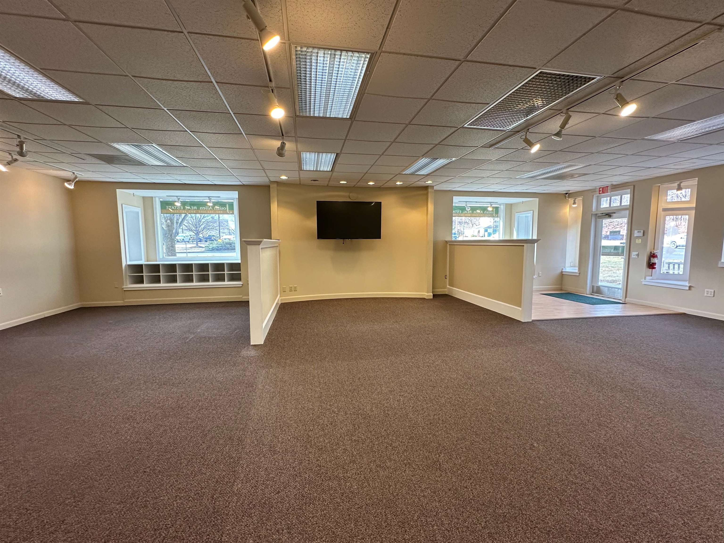 4532 Main Street