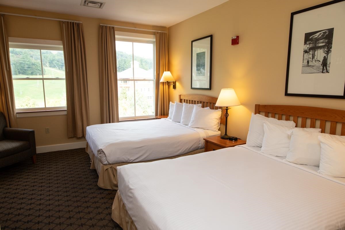 444/446 Qtr. I V Jackson Gore Inn