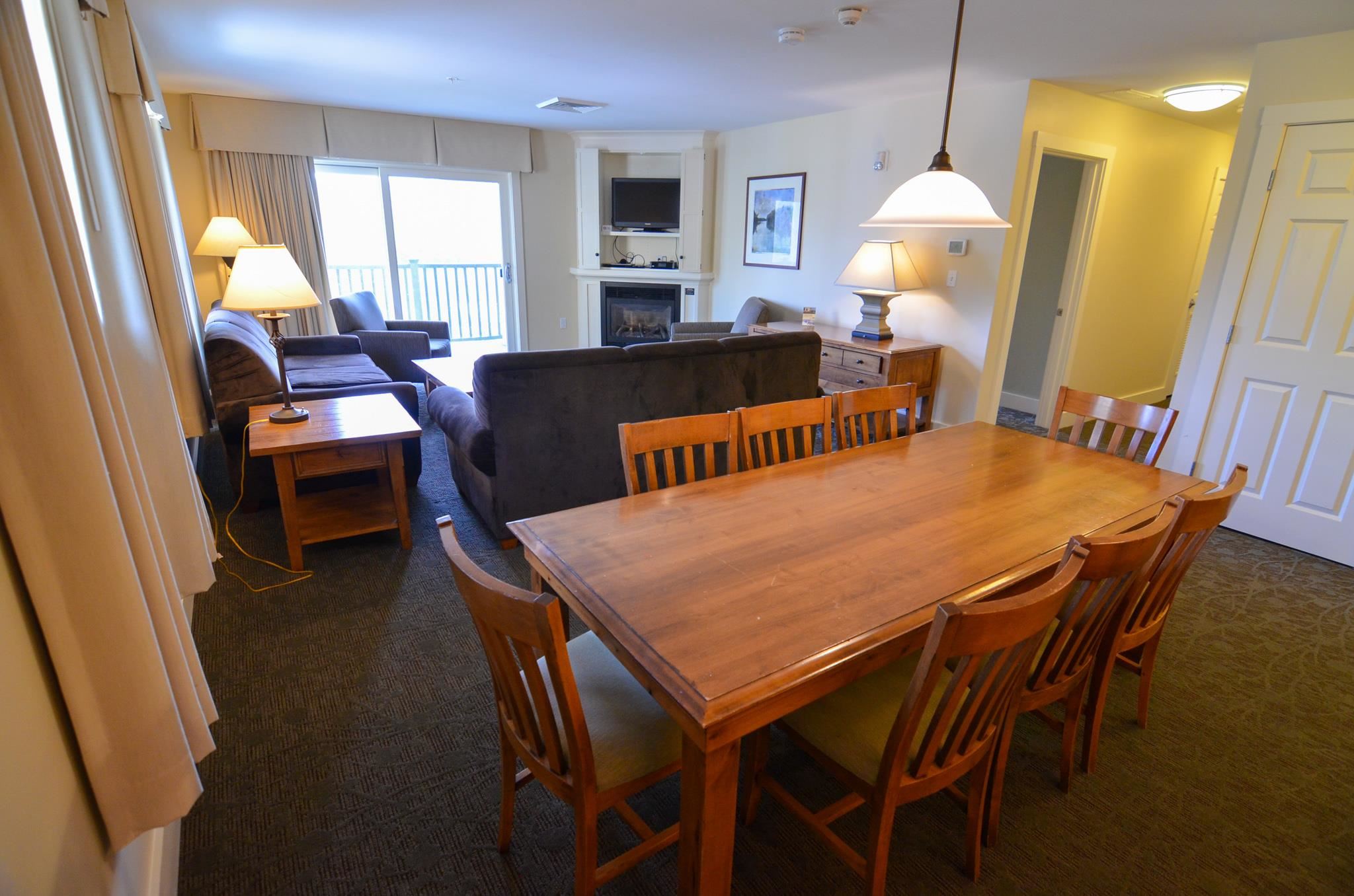 820/822 QI Jackson Gore Adams House Unit: 820/822 QI