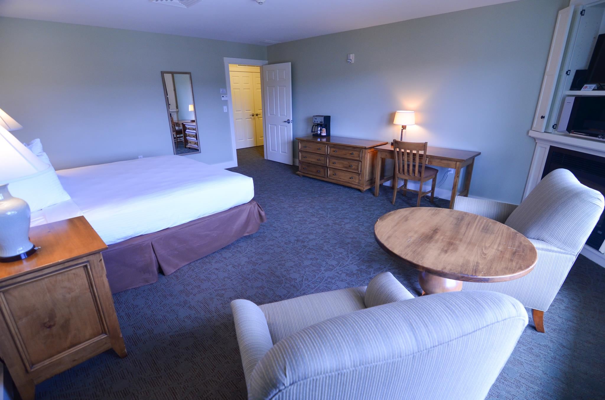 820/822 QI Jackson Gore Adams House Unit: 820/822 QI