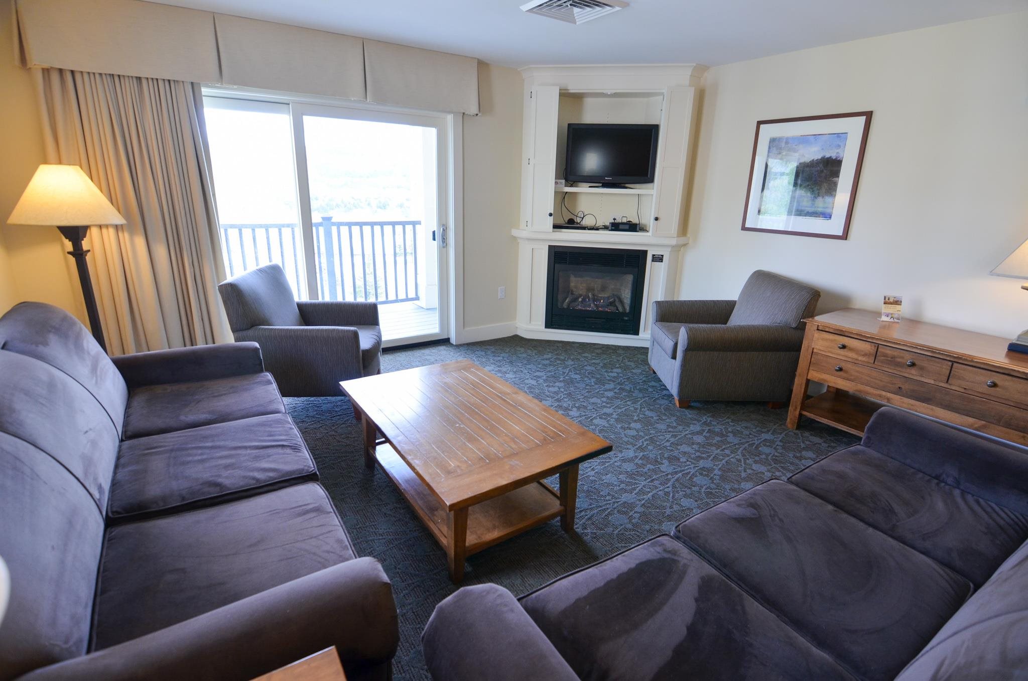 820/822 QI Jackson Gore Adams House Unit: 820/822 QI