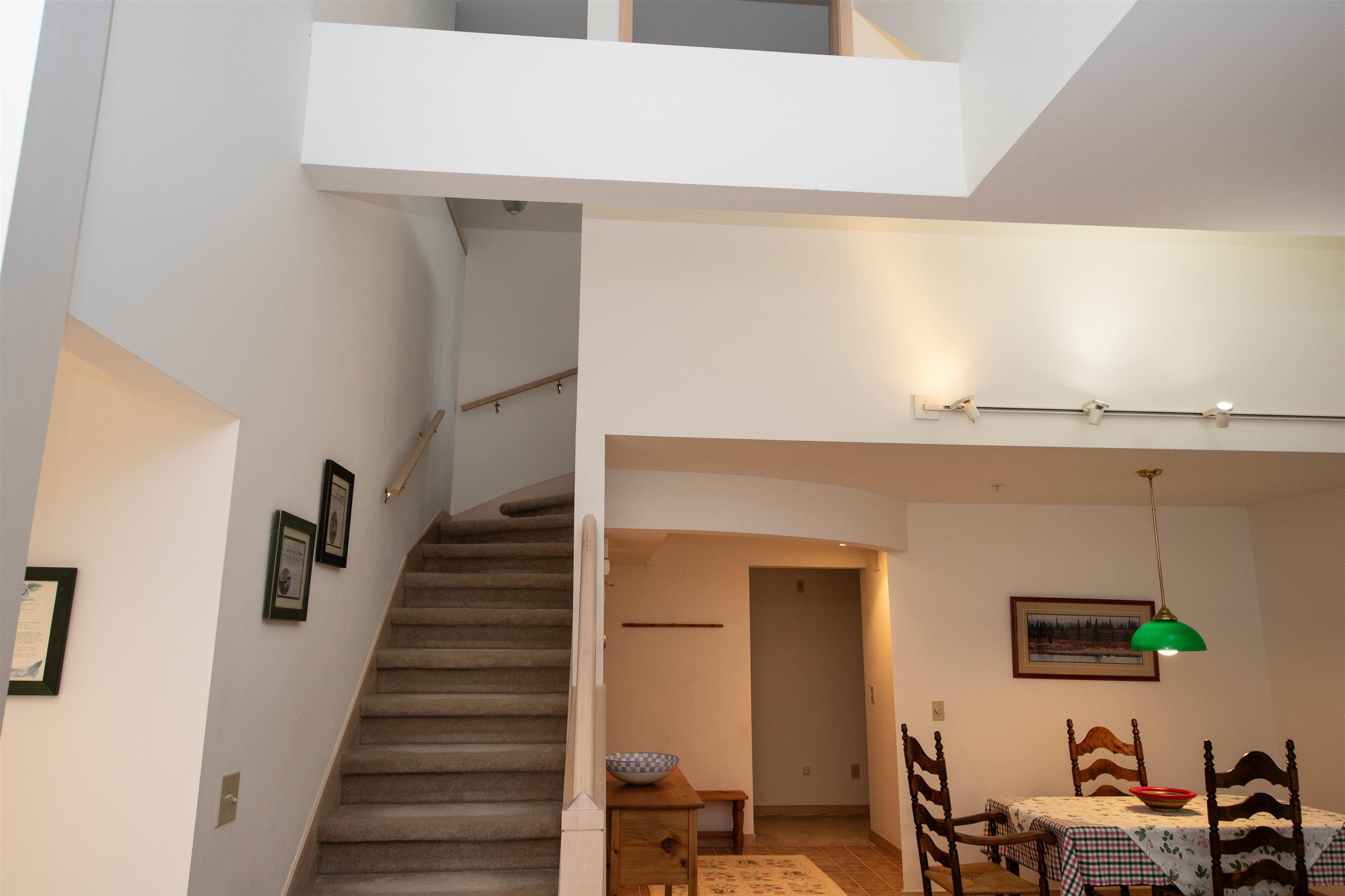 145 Ledgewood Road Unit: D7