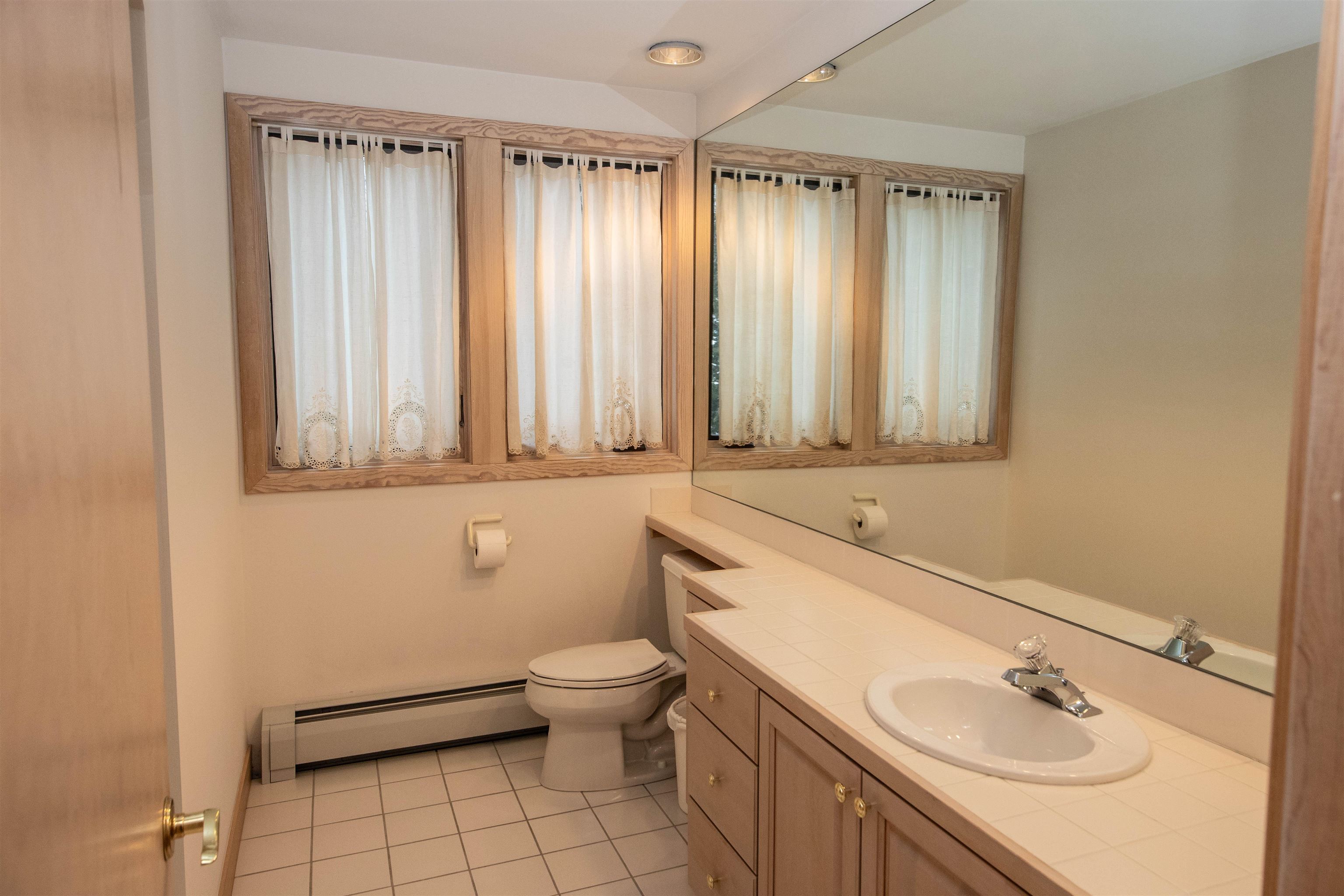 145 Ledgewood Road Unit: D7