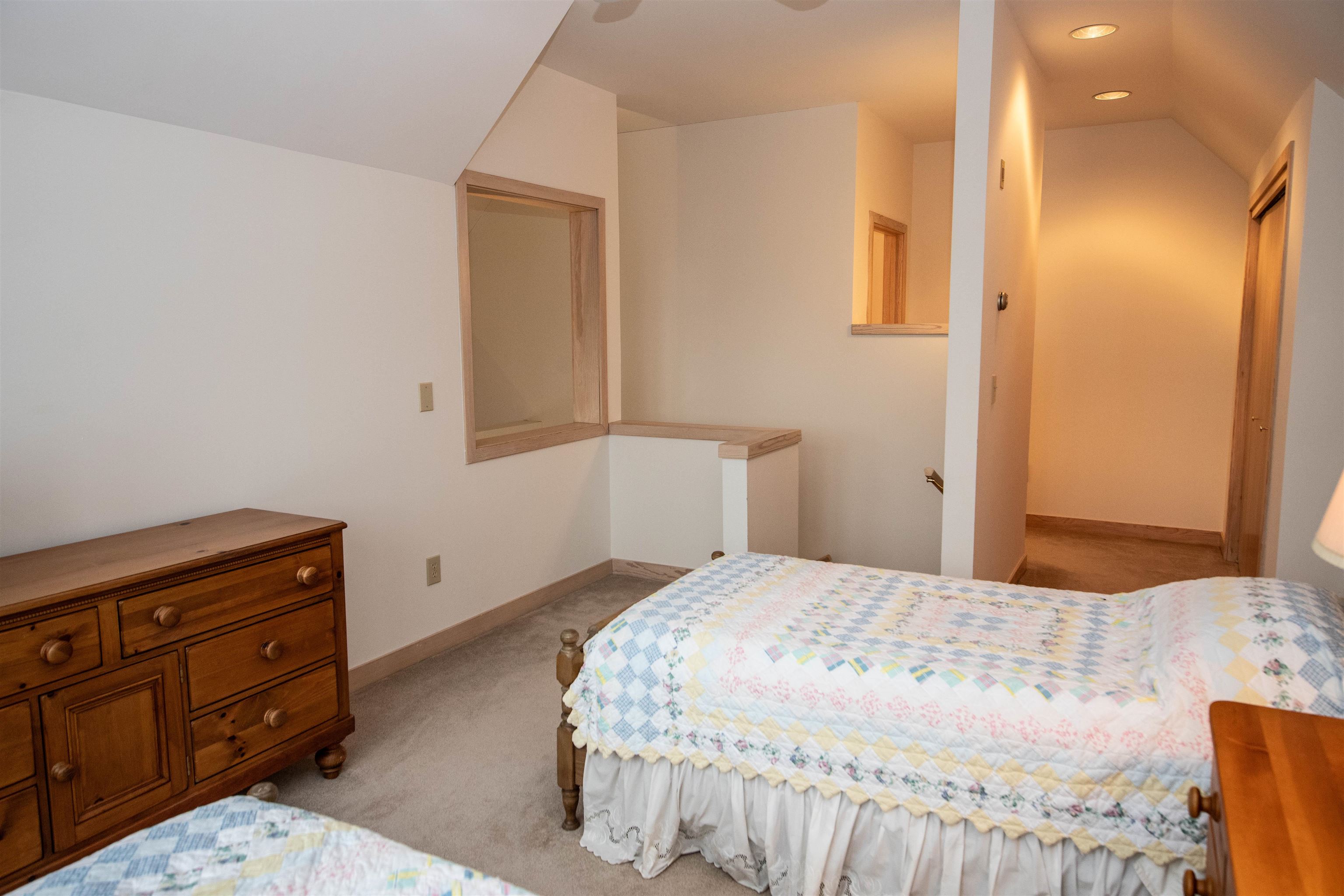 145 Ledgewood Road Unit: D7