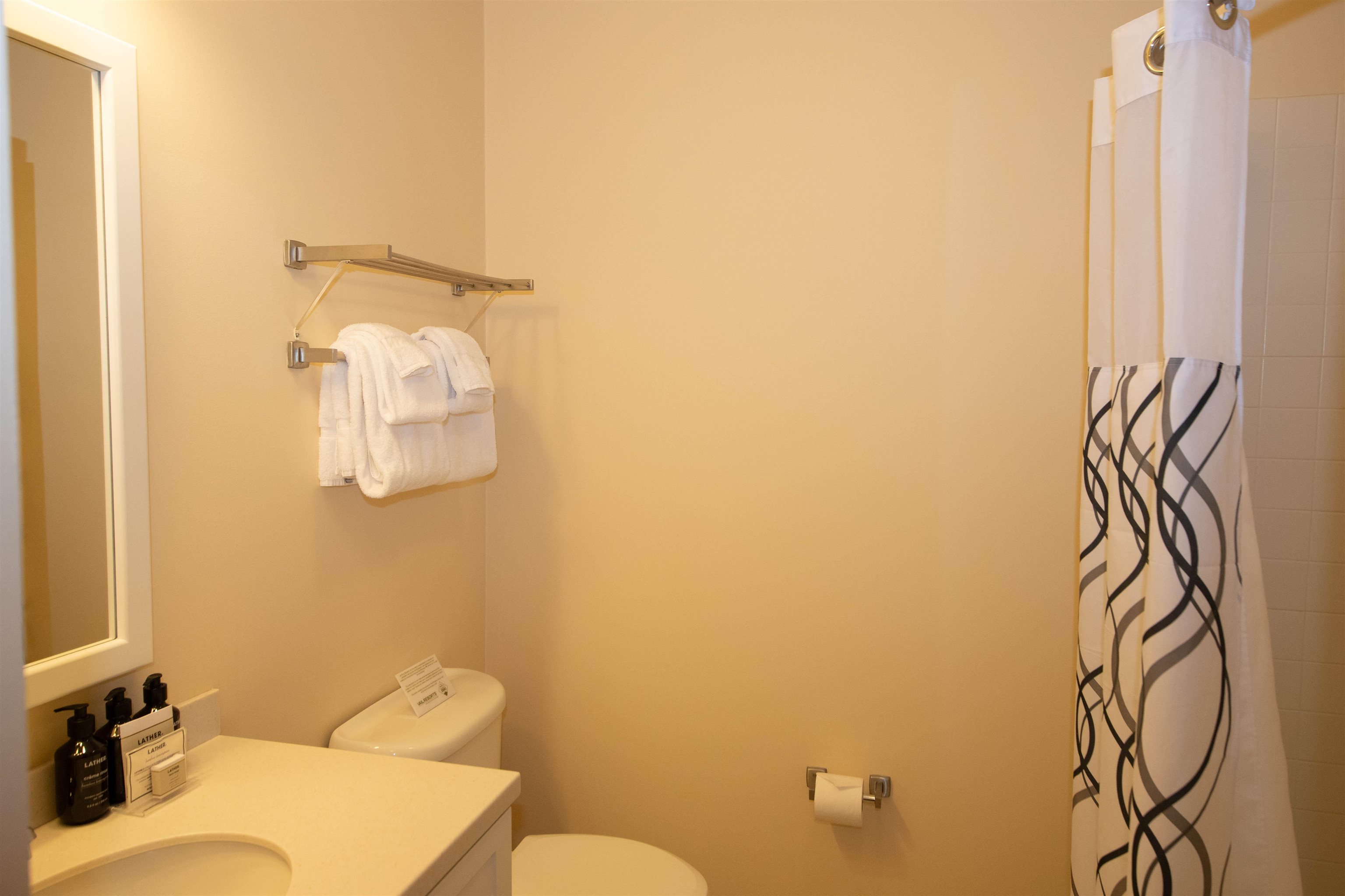 367/369 Qtr. I I I Jackson Gore Inn