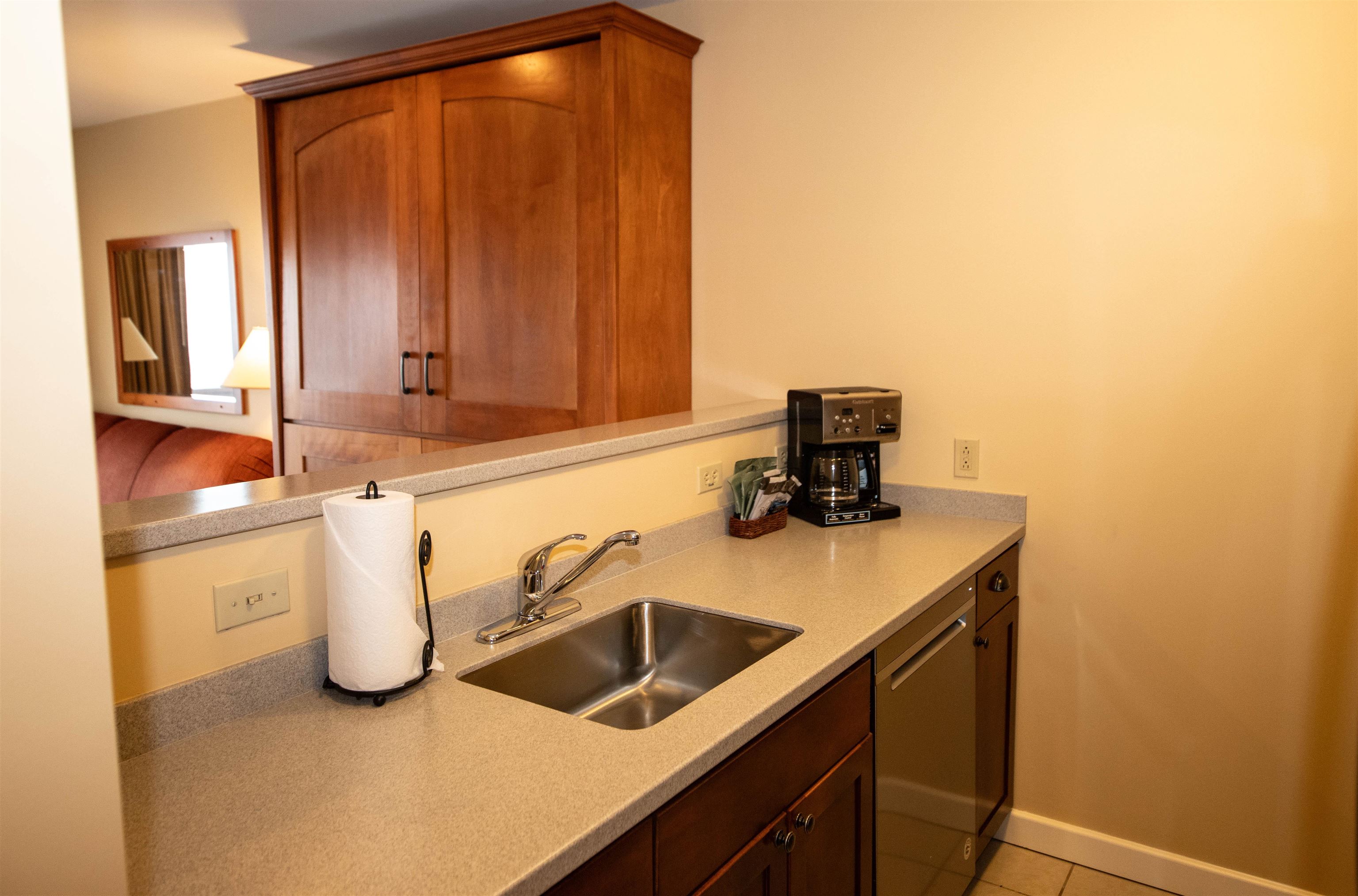 367/369 Qtr. I I I Jackson Gore Inn