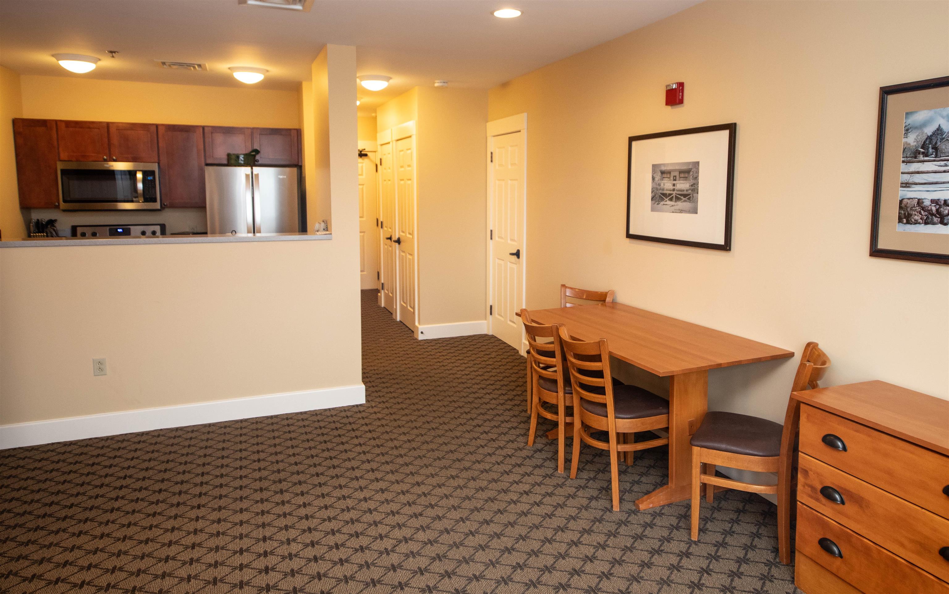 367/369 Qtr. I I I Jackson Gore Inn