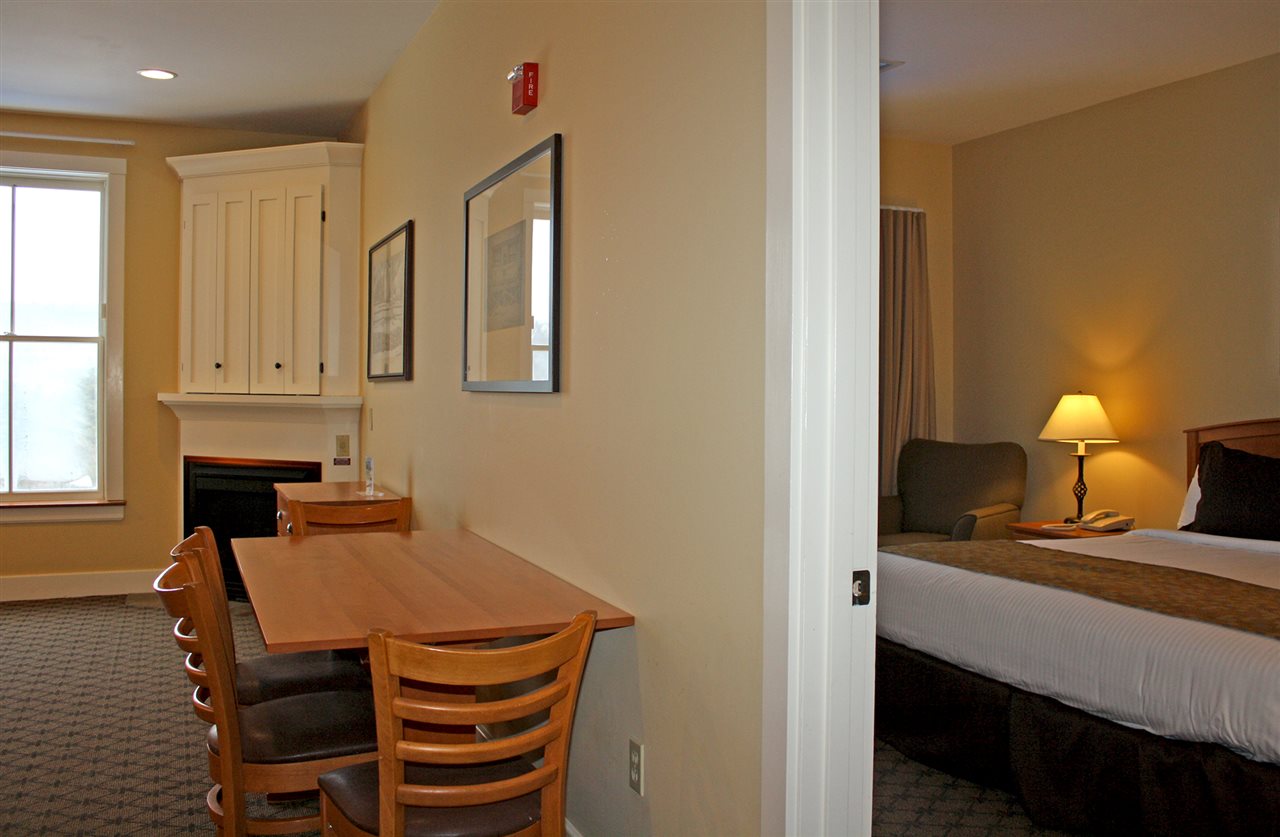 443 Qtr. I V Jackson Gore Inn