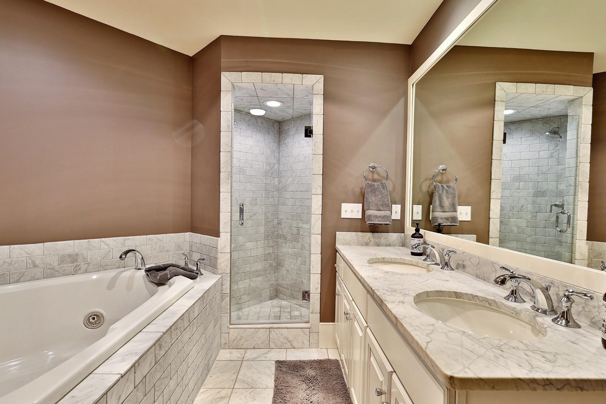 245 Solitude Road Unit: M-202