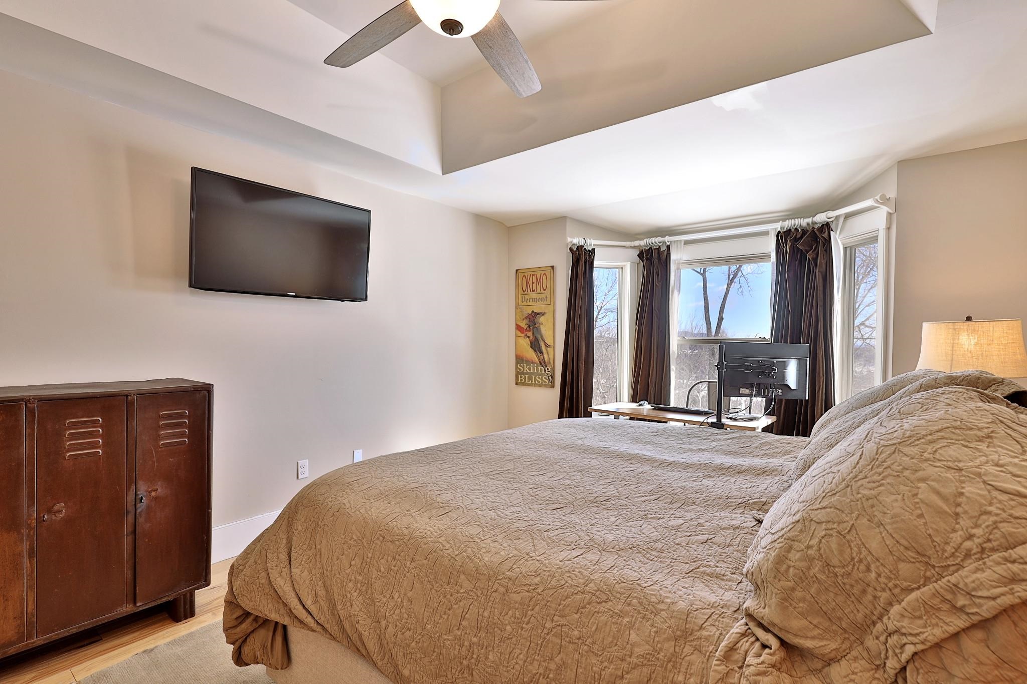 245 Solitude Road Unit: M-202
