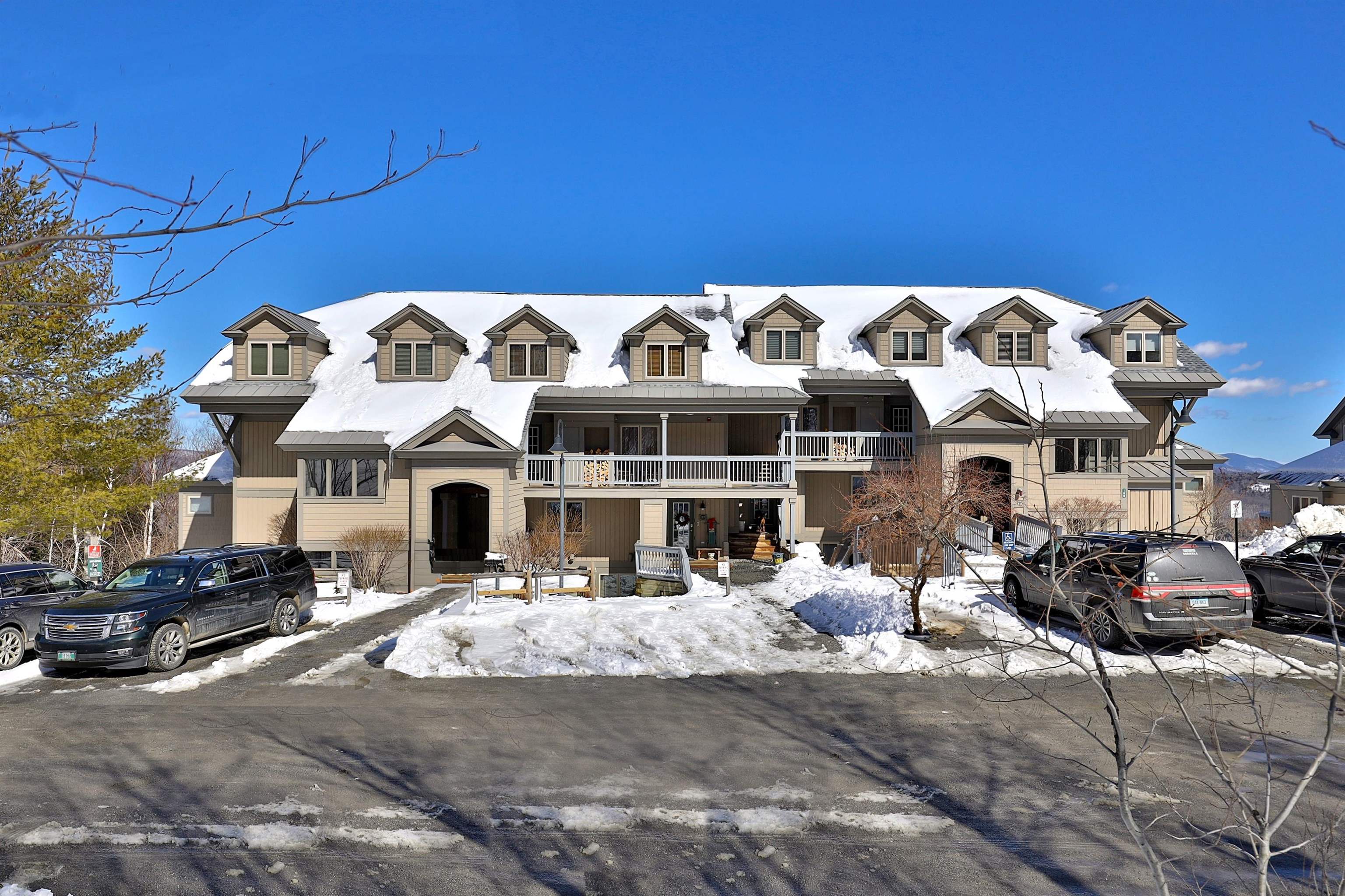 160 Solitude Road Unit: L-104