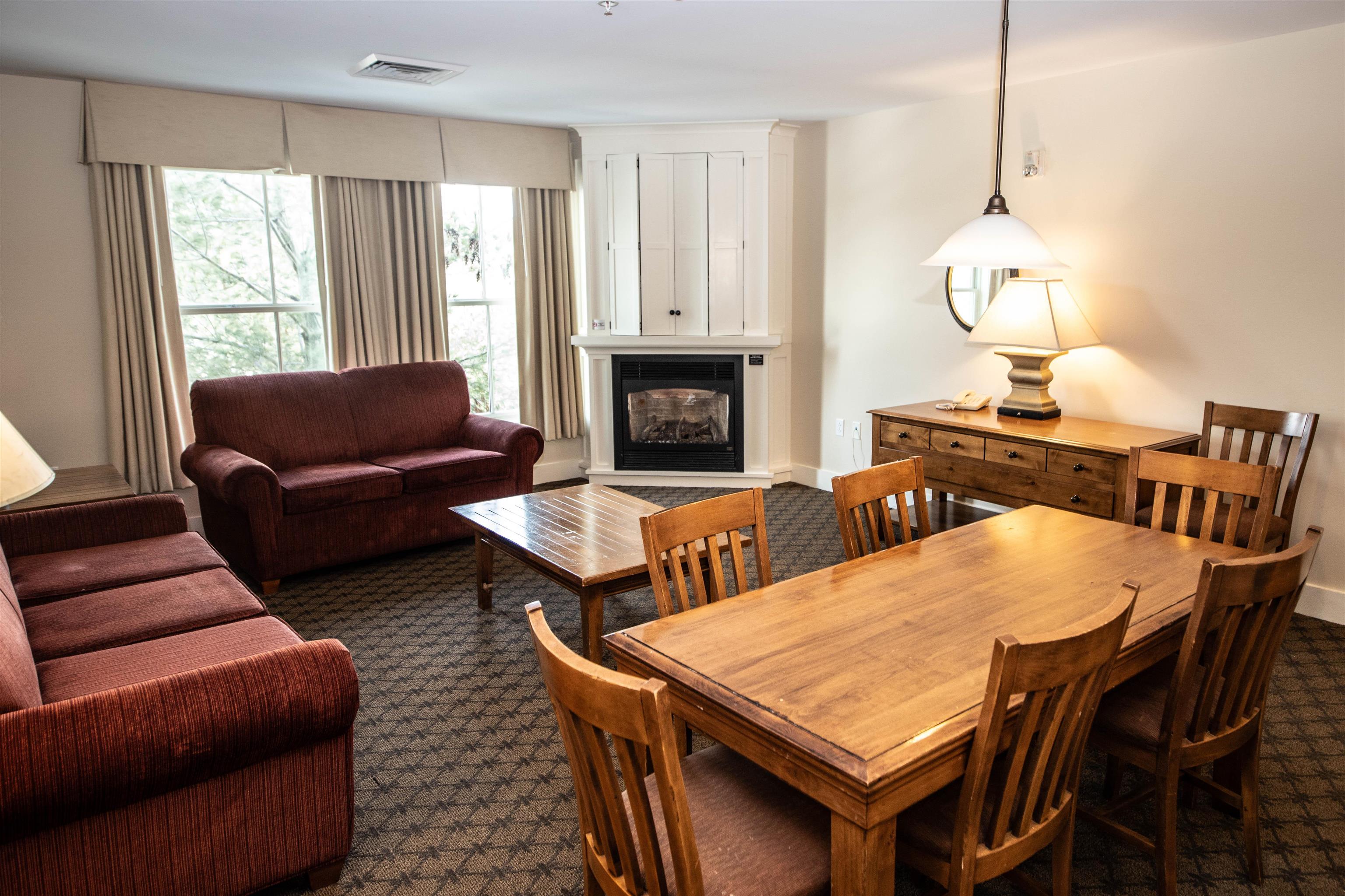 602/604 Qtr. I V Adams House