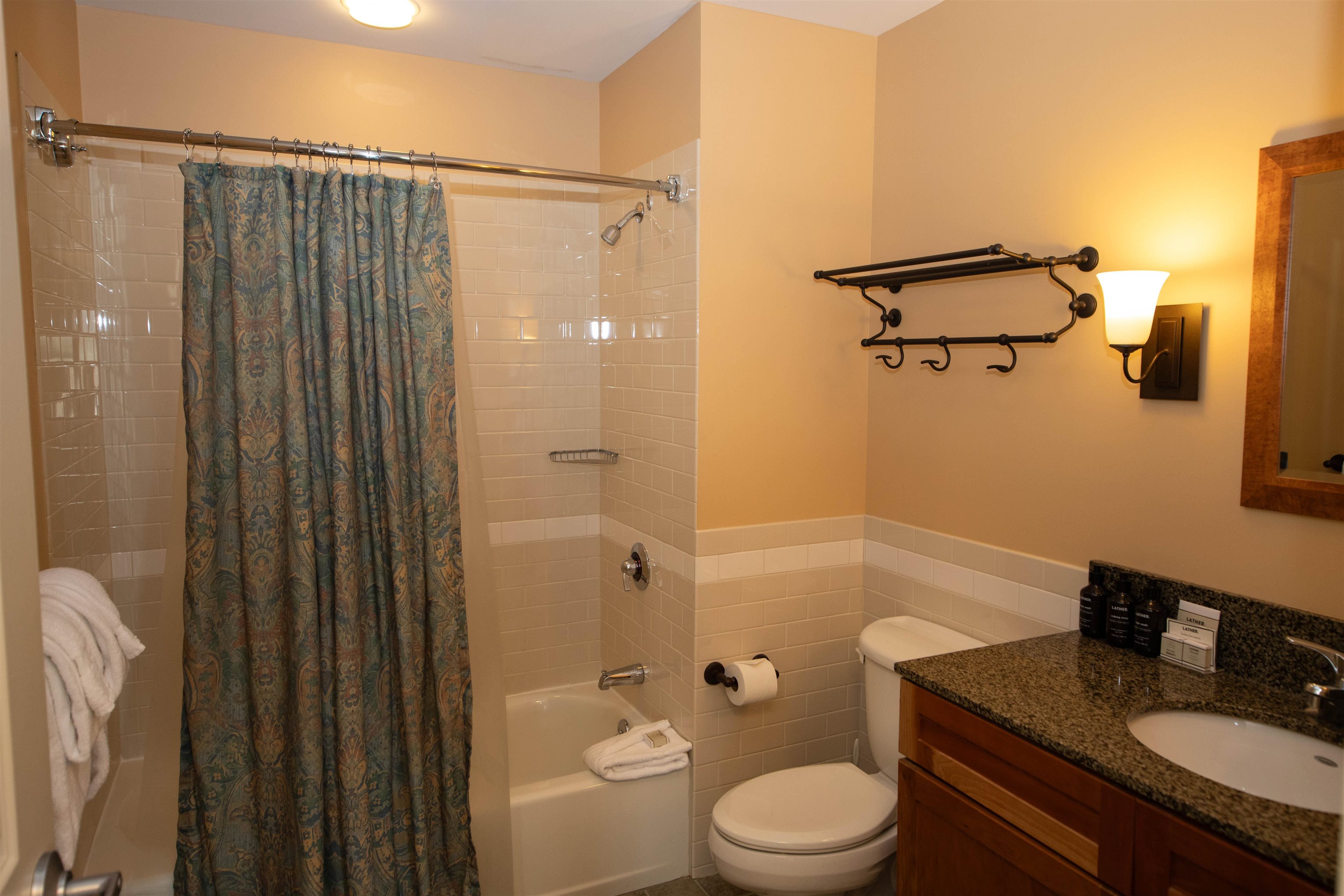 602/604 Qtr. I V Adams House