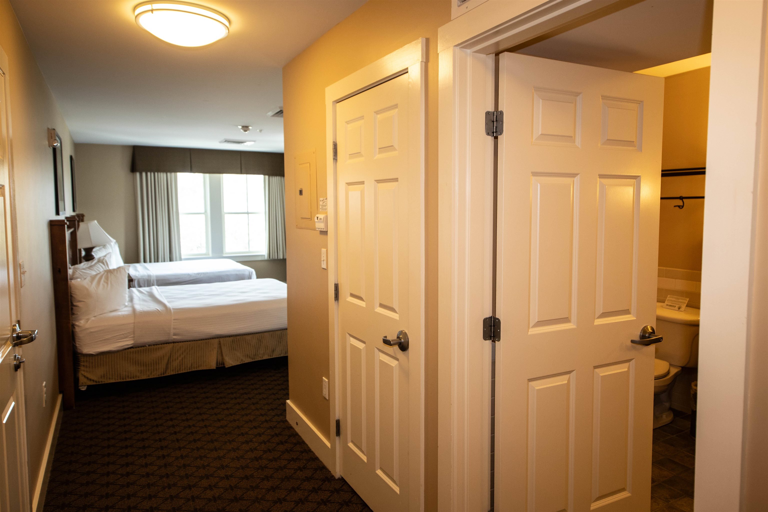 602/604 Qtr. I V Adams House