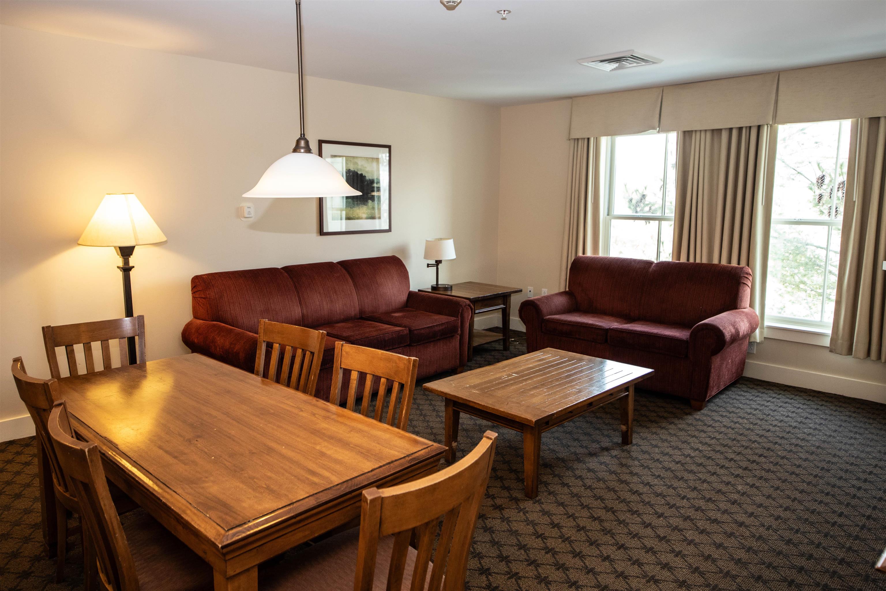 602/604 Qtr. I V Adams House