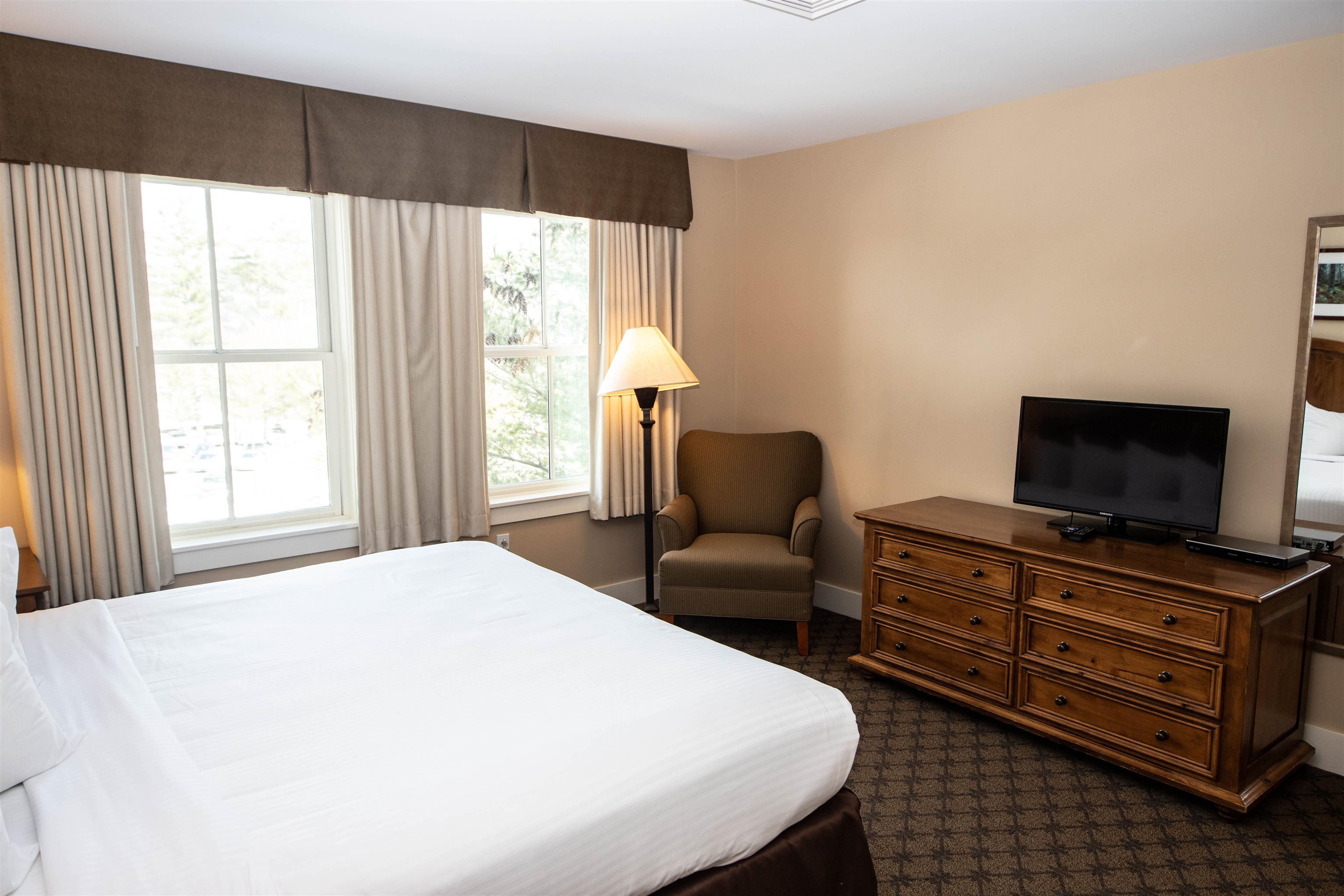 602/604 Qtr. I V Adams House