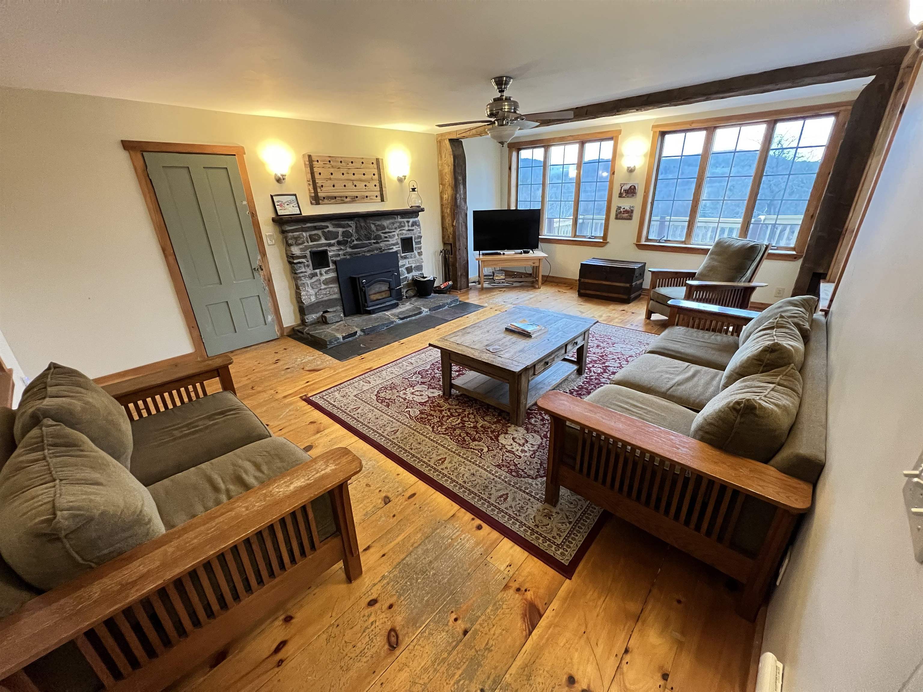 553 Old Turnpike Road