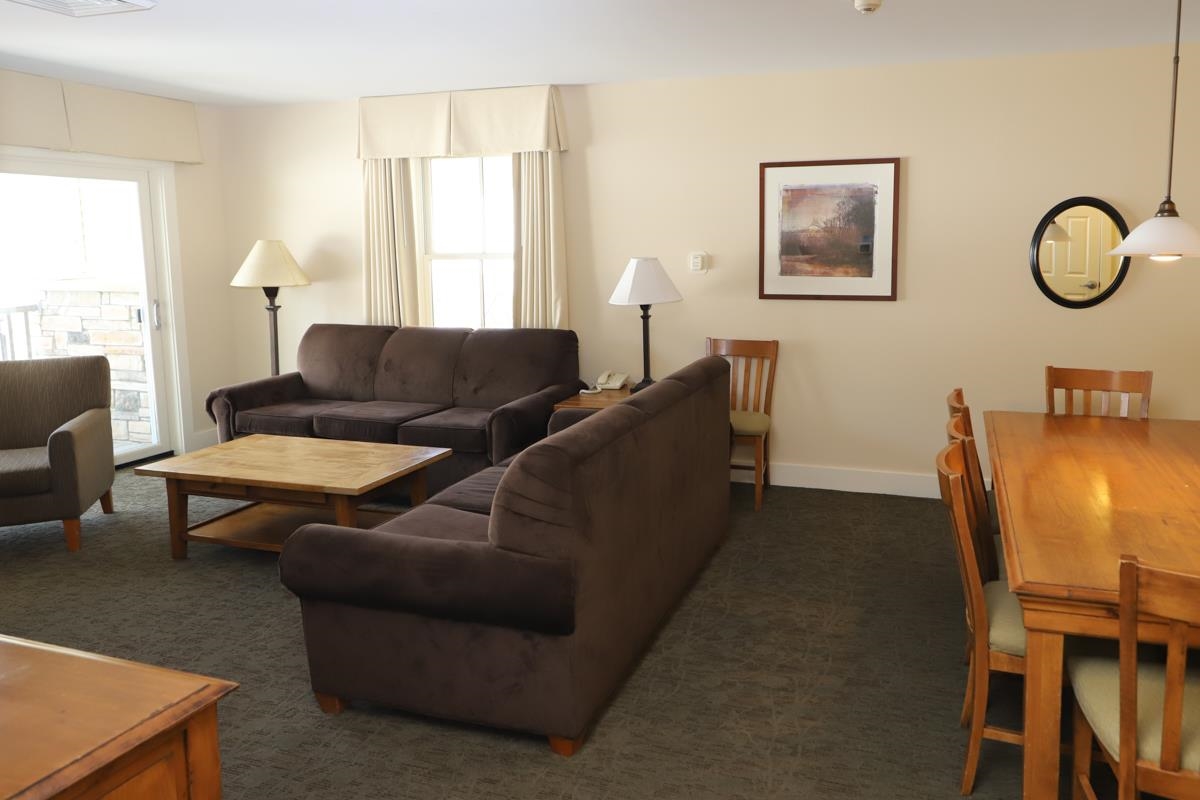 727/729 Qtr. I Adams House