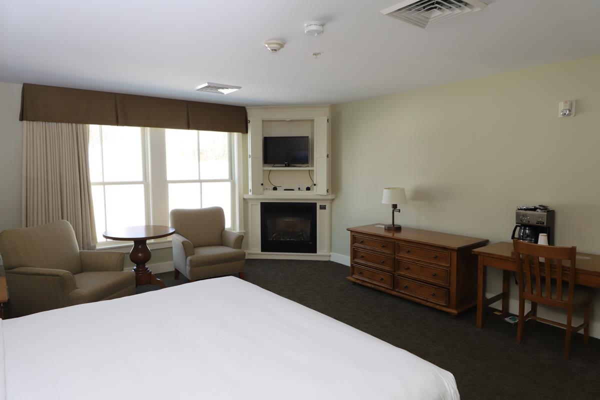 727/729 Qtr. I Adams House