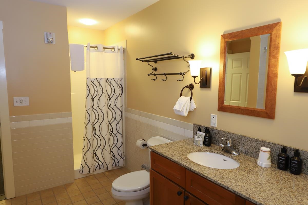 727/729 Qtr. I Adams House