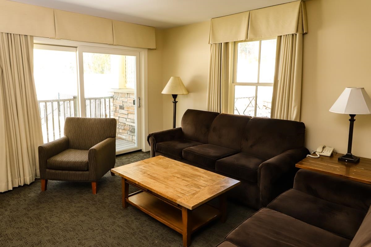 727/729 Qtr. I Adams House