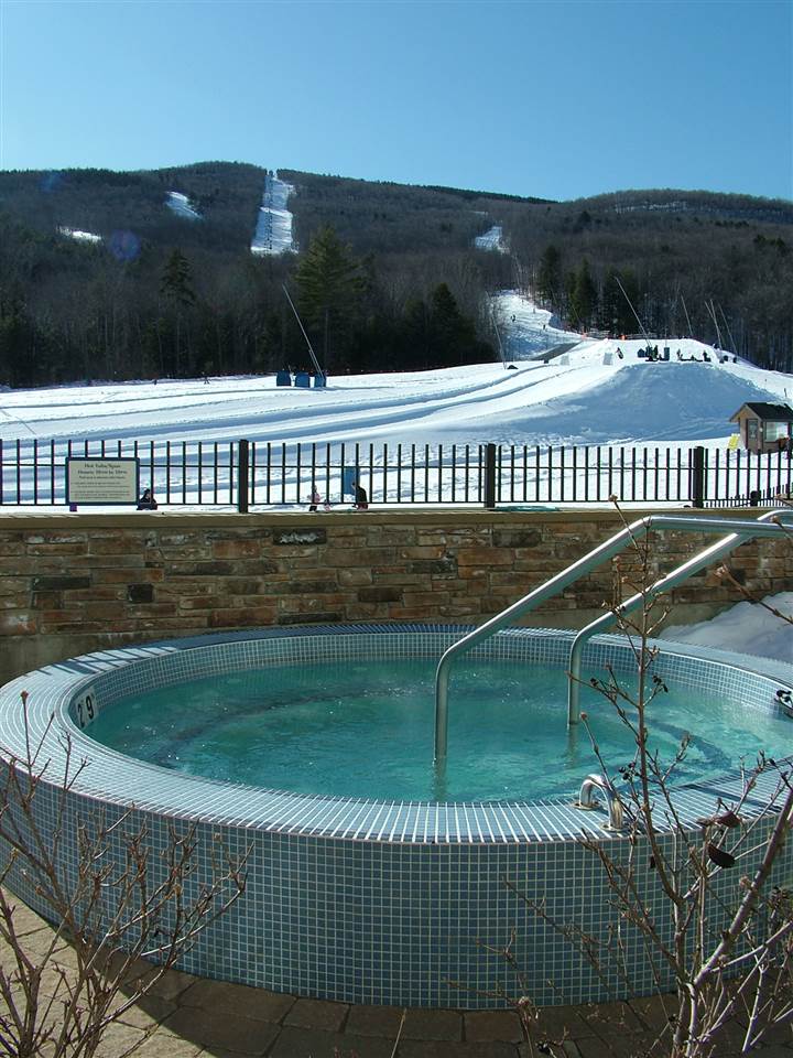 727/729 Qtr. I Adams House