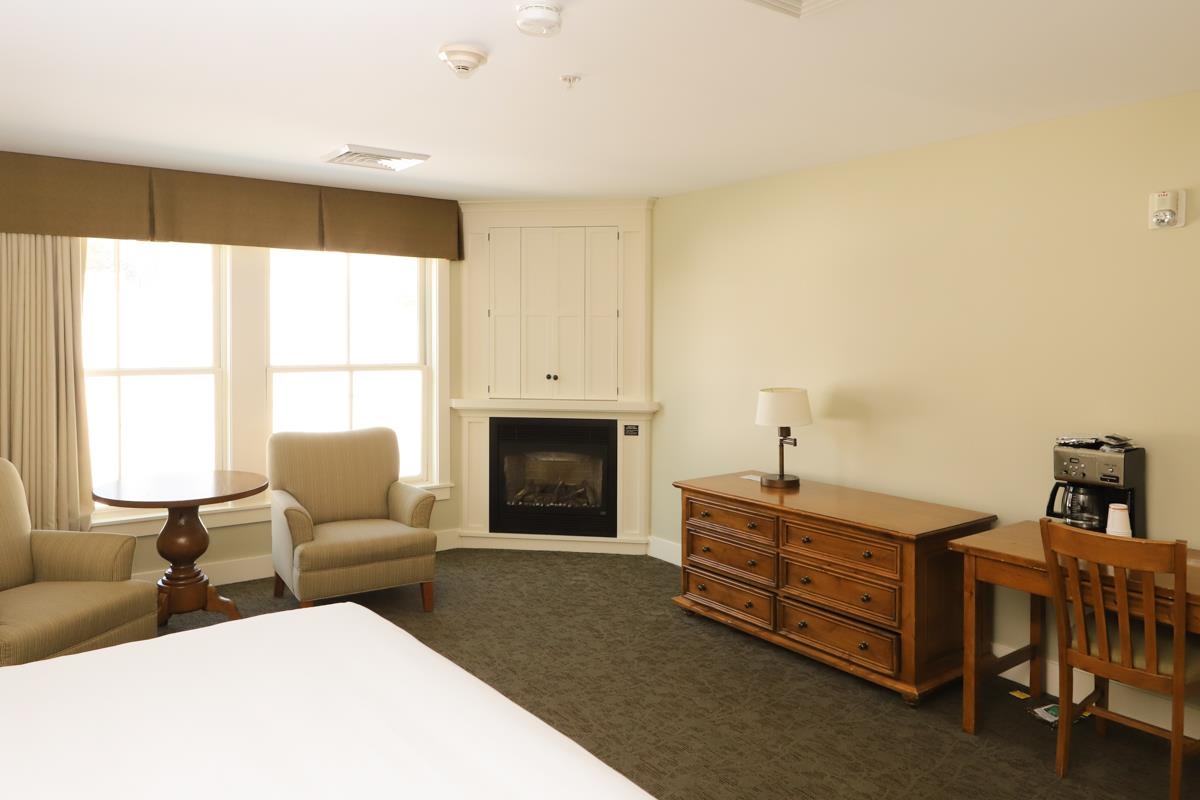 727/729 Qtr. I Adams House