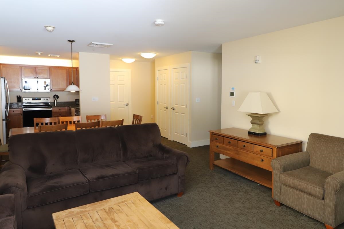 727/729 Qtr. I Adams House