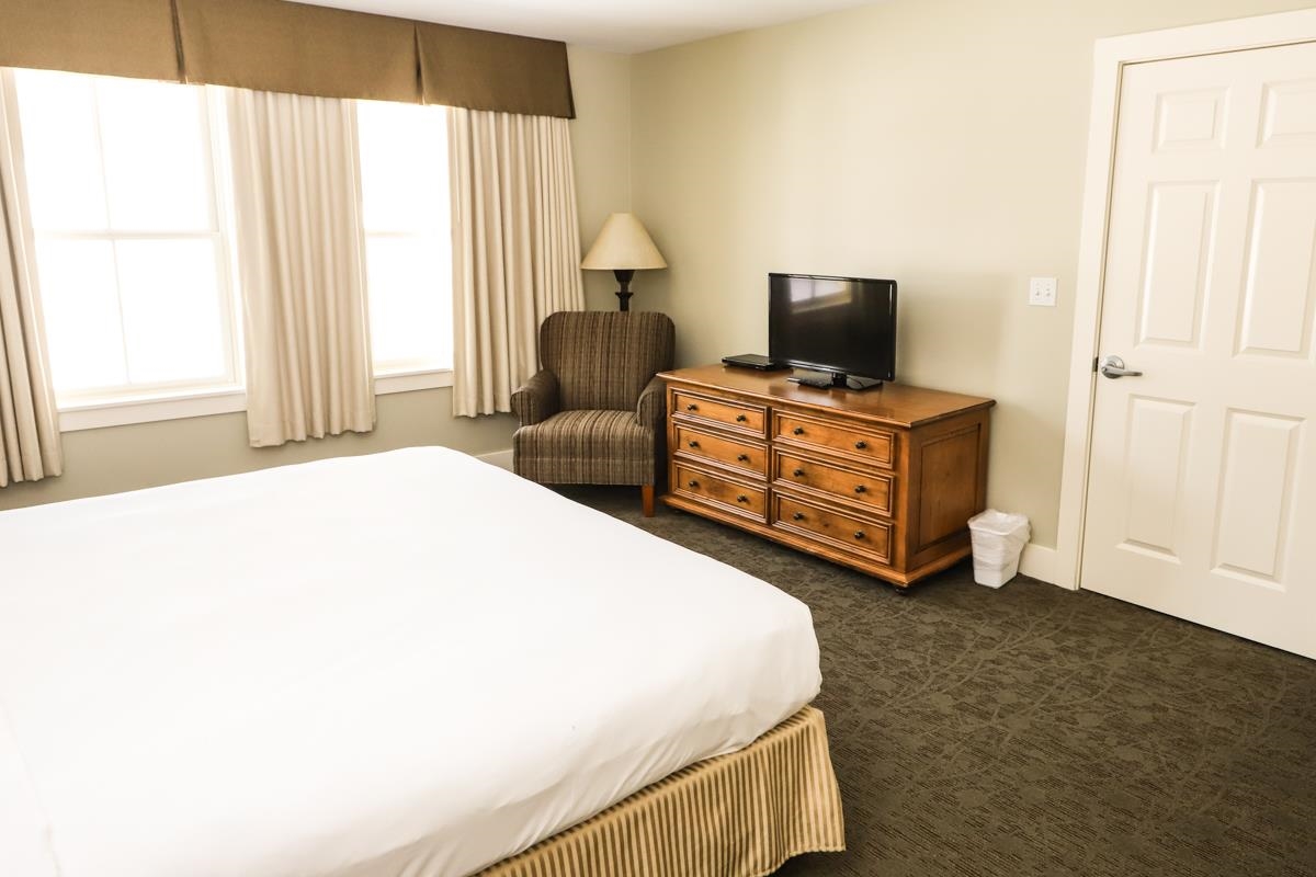 727/729 Qtr. I Adams House