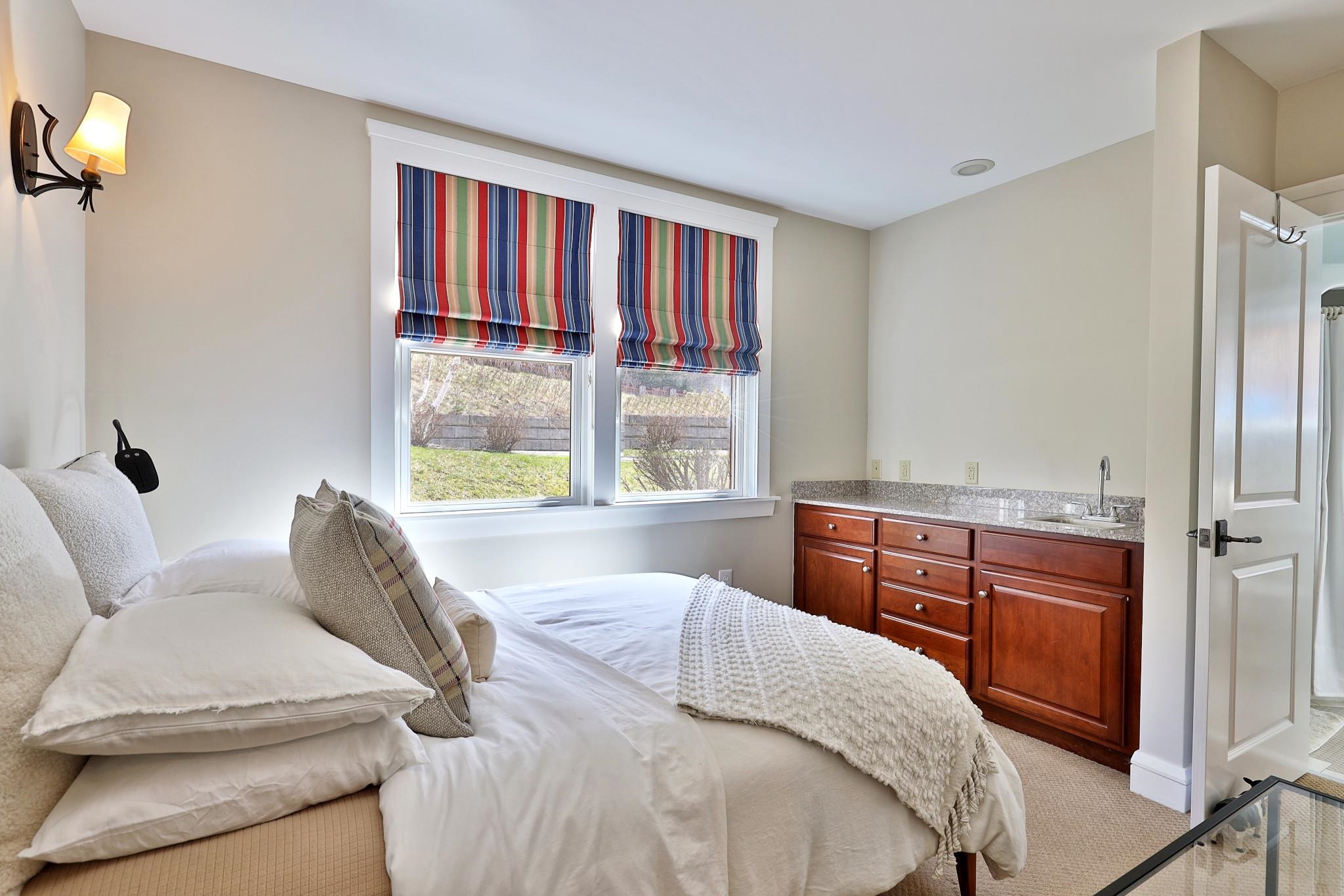 41 Parkhurst Road Unit: L-1