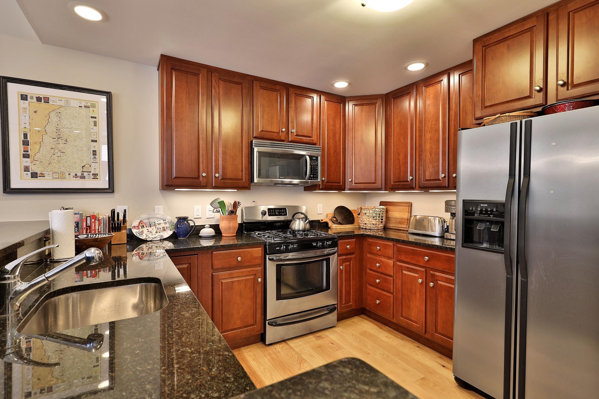 41 Parkhurst Road Unit: L-1